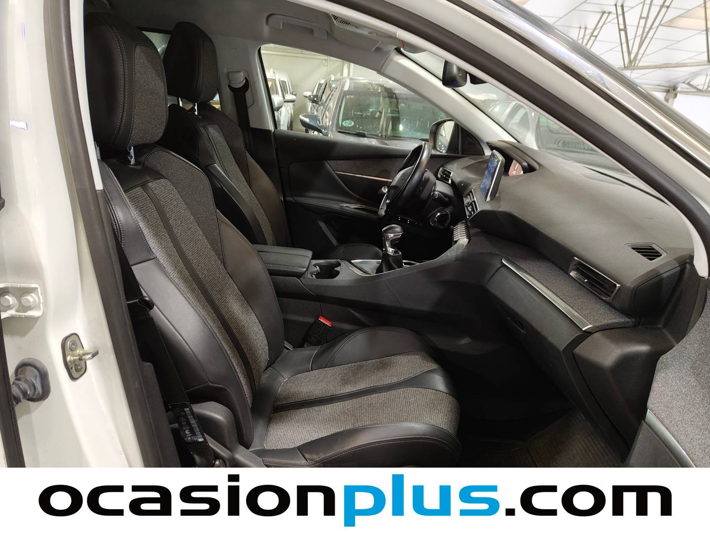 Peugeot 5008 Peugeot 5008 BlueHDi 130 S&S Allure (130 CV) 7 plazas km 0