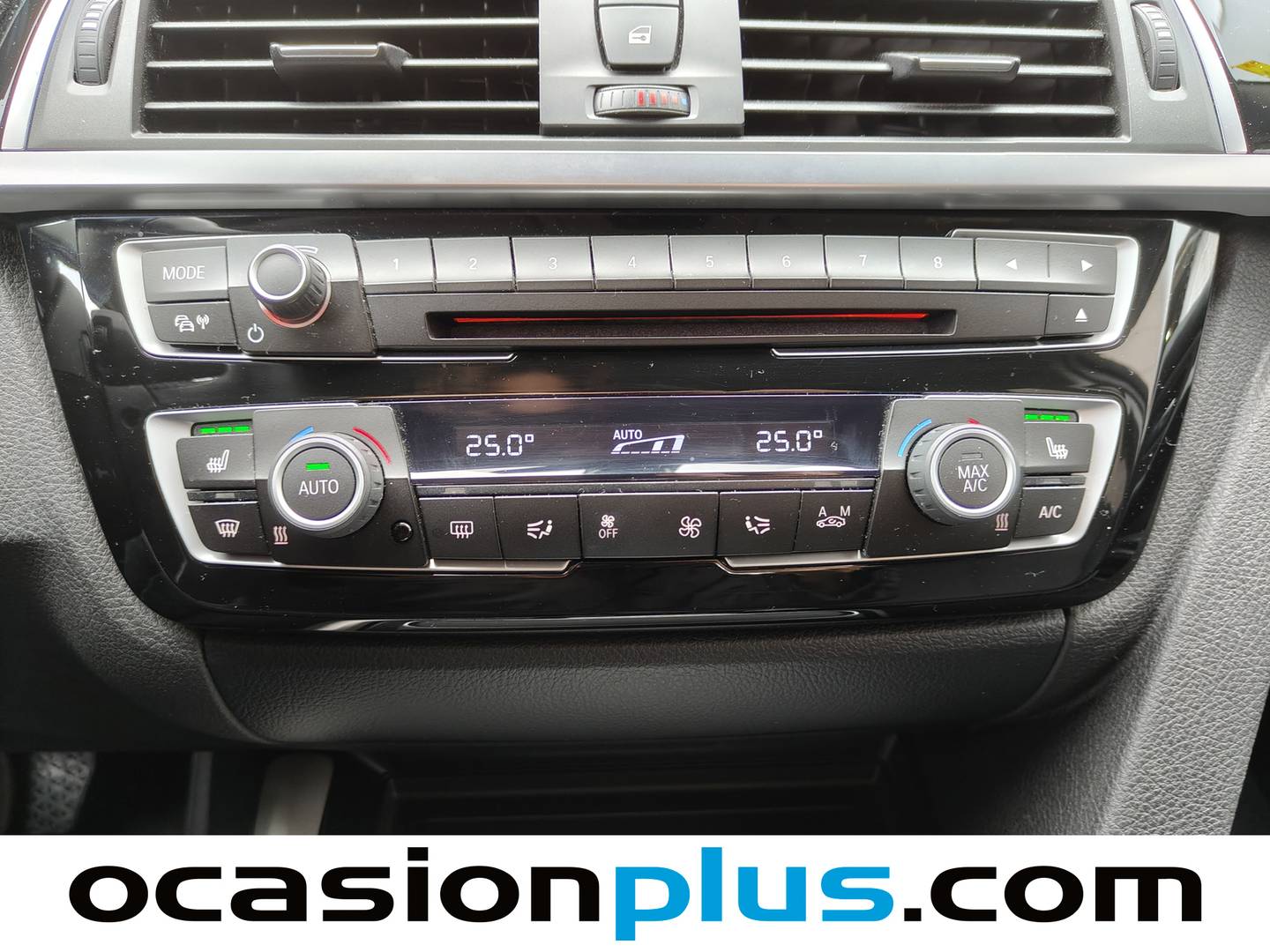 Foto BMW Serie 3 BMW Serie 3 318d Business (150 CV)