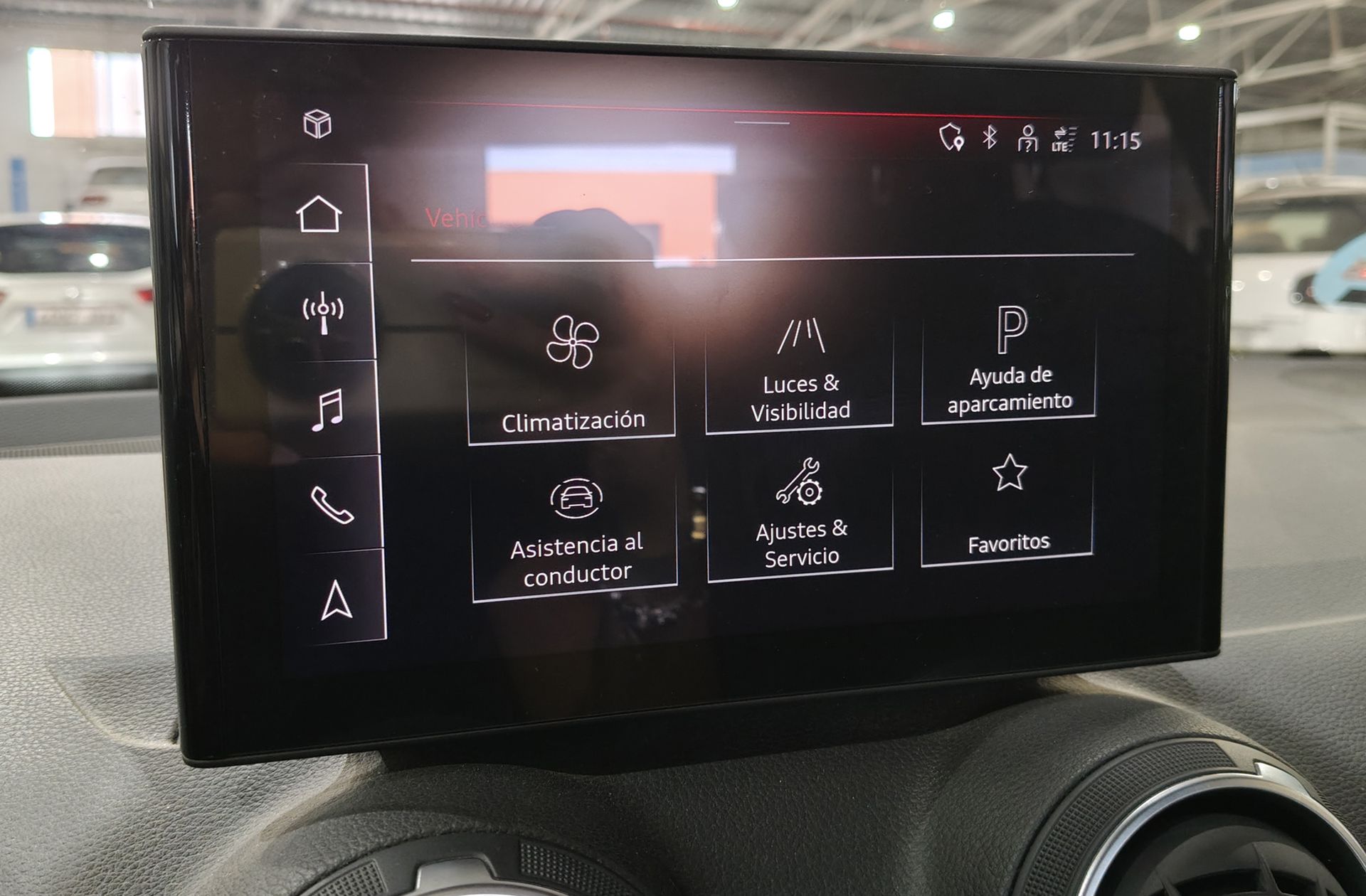 Audi Q2 Advanced 30 TFSI - foto 9