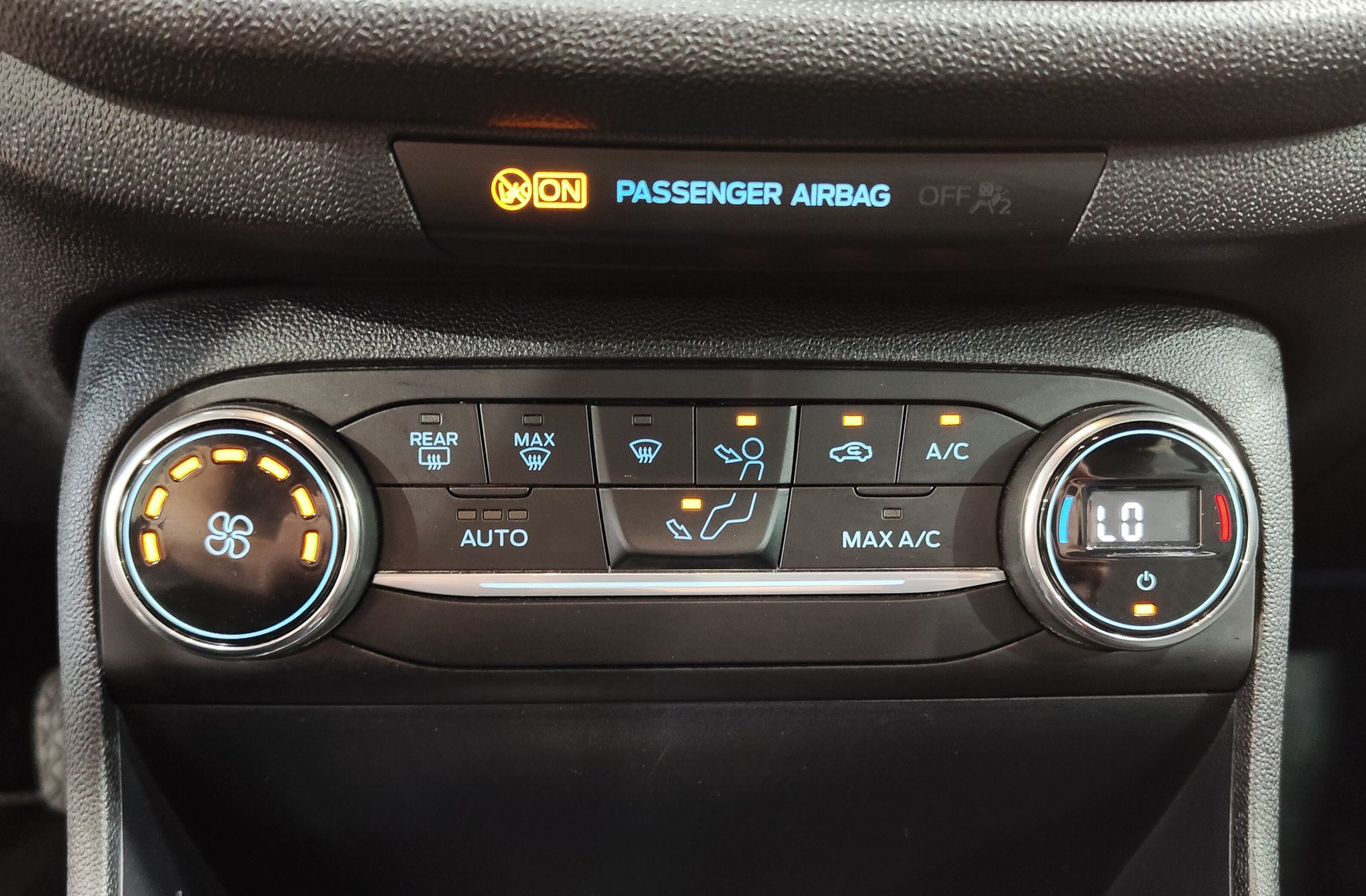 Ford Fiesta 1.0 EcoBoost Active - foto 28