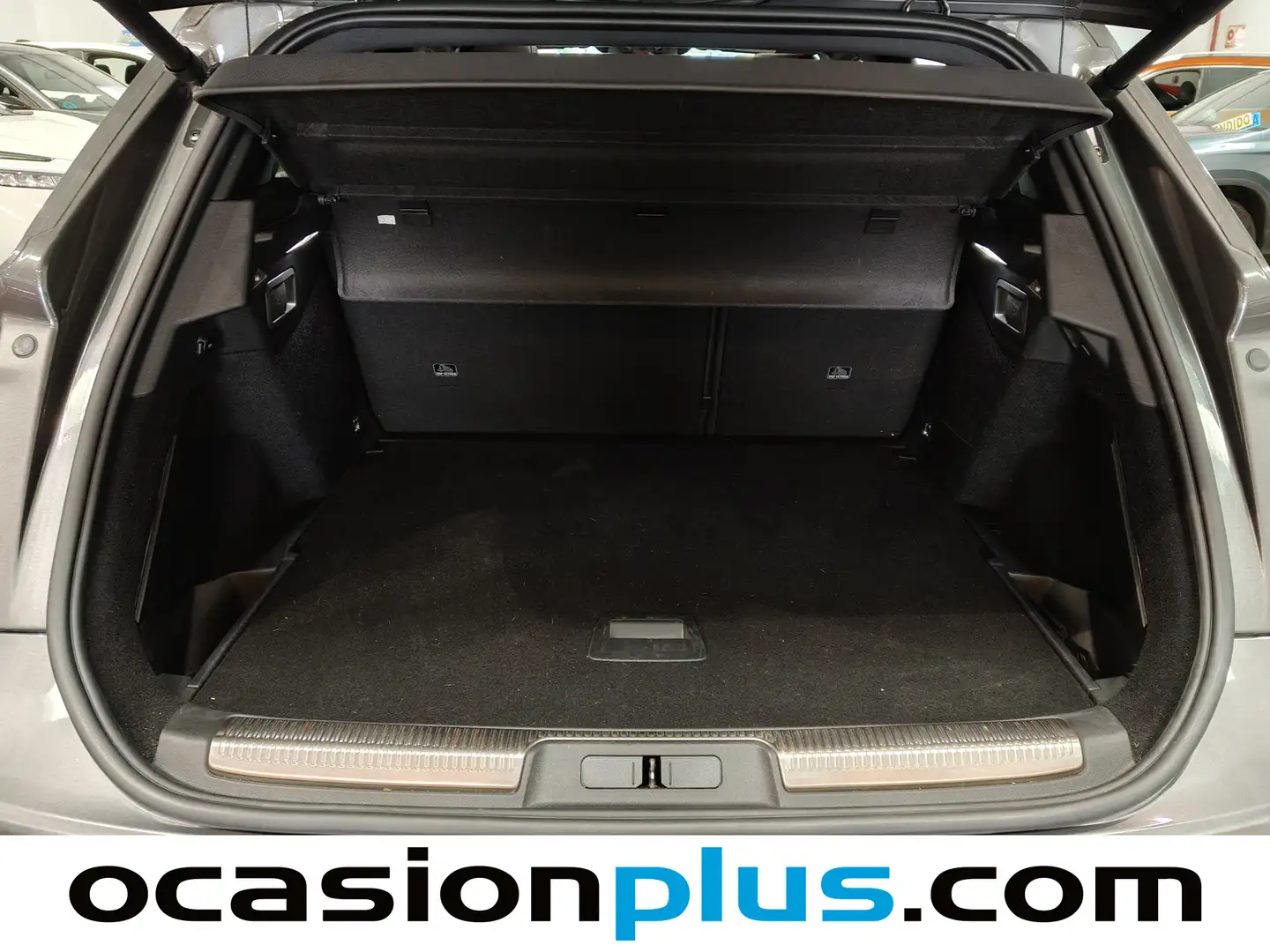 Foto DS DS 7 Crossback DS DS7 Crossback E-Tense 300 Louvre 4WD Auto (300 CV)