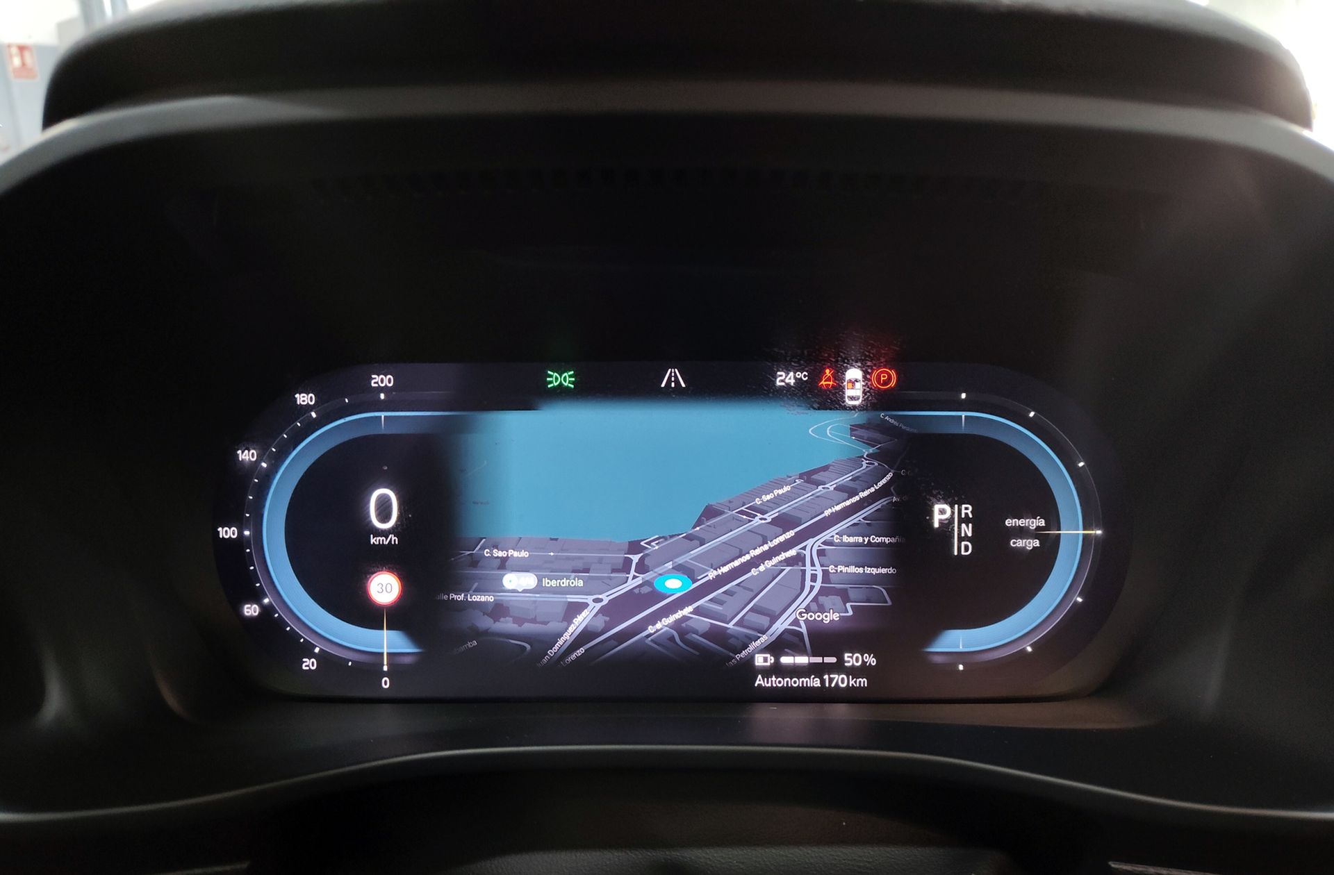 Volvo XC40 Recharge Plus - foto 24