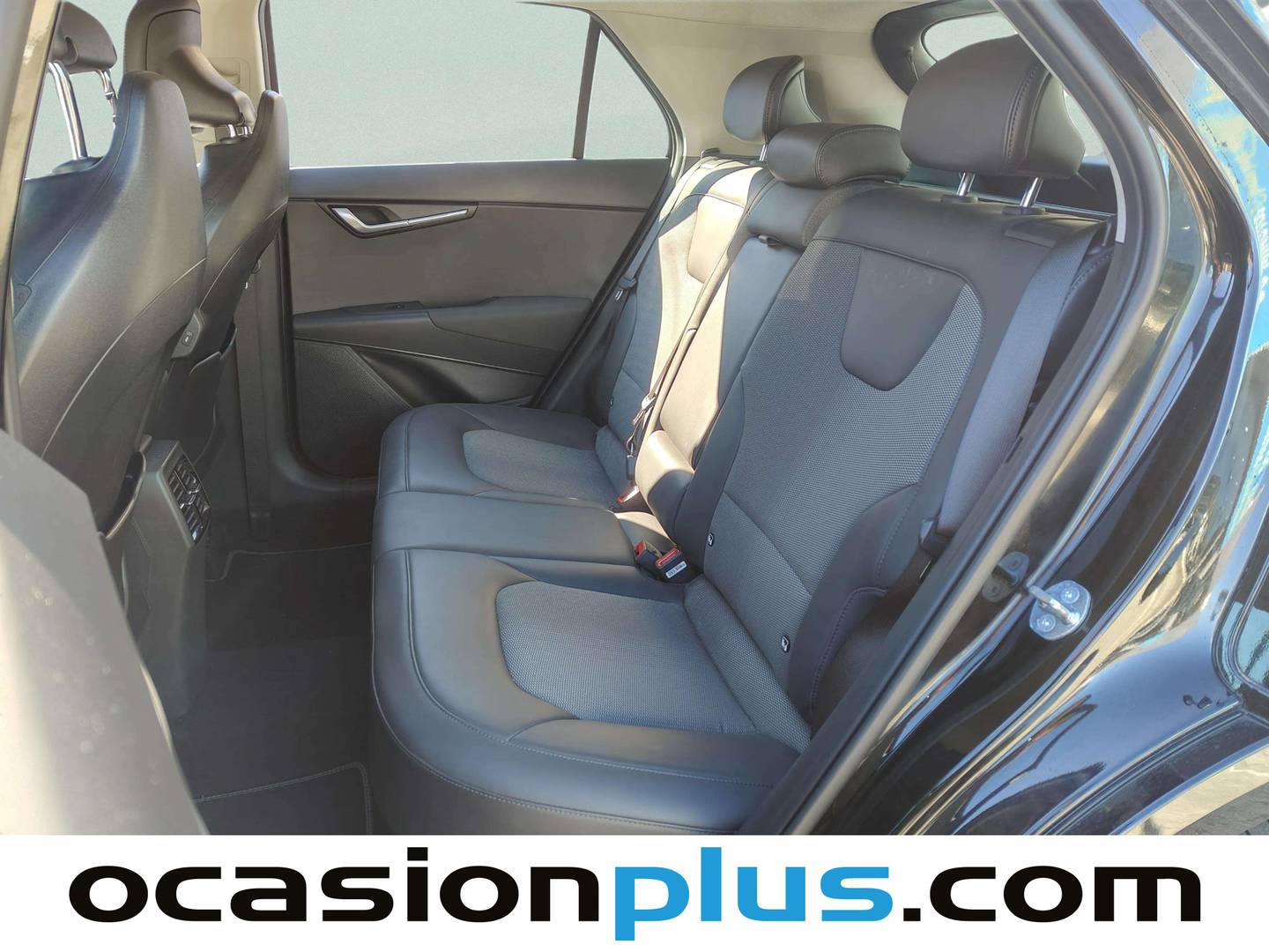 Foto KIA Niro Kia Niro 1.6 GDi HEV Drive (141 CV)