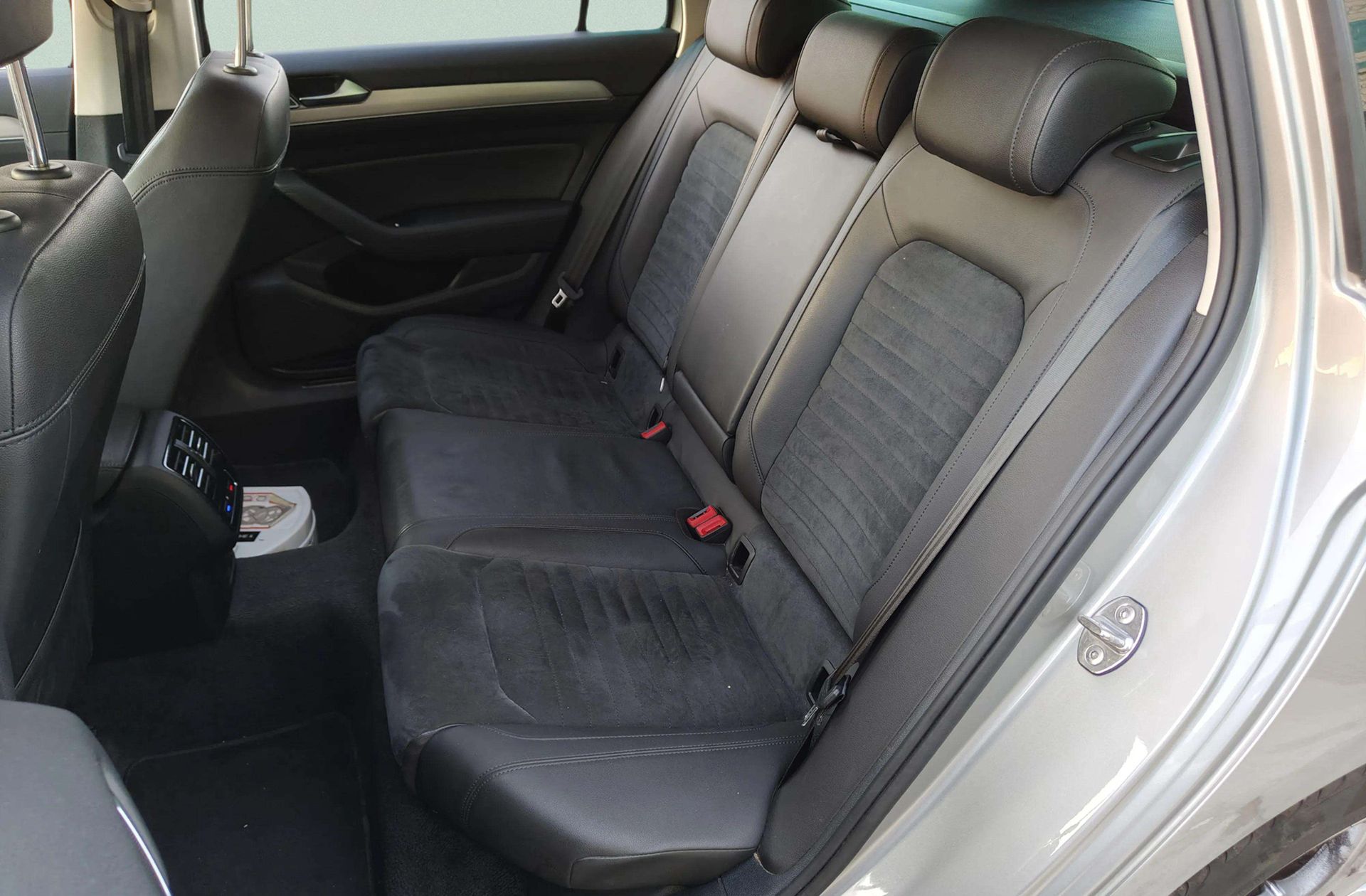 Volkswagen Passat Variant Sport 1.8 TSI BMT DSG - foto 11