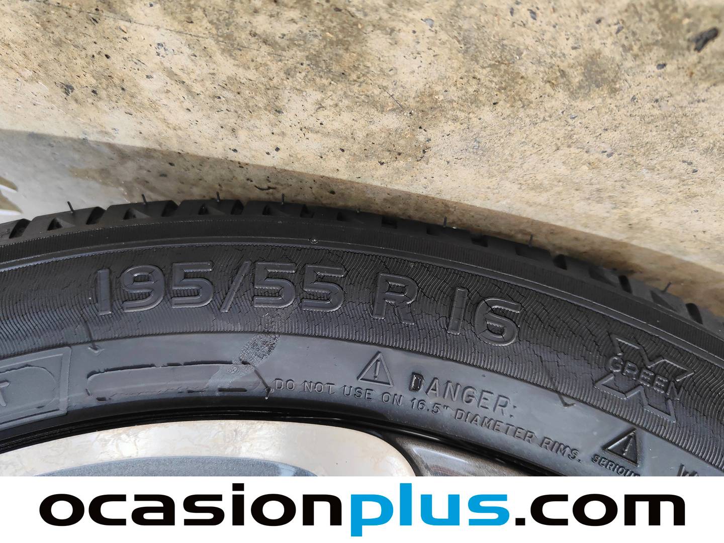 Citroën C-Elysée Citroën C-Elysee PureTech 82 Shine (82 CV) gasolina