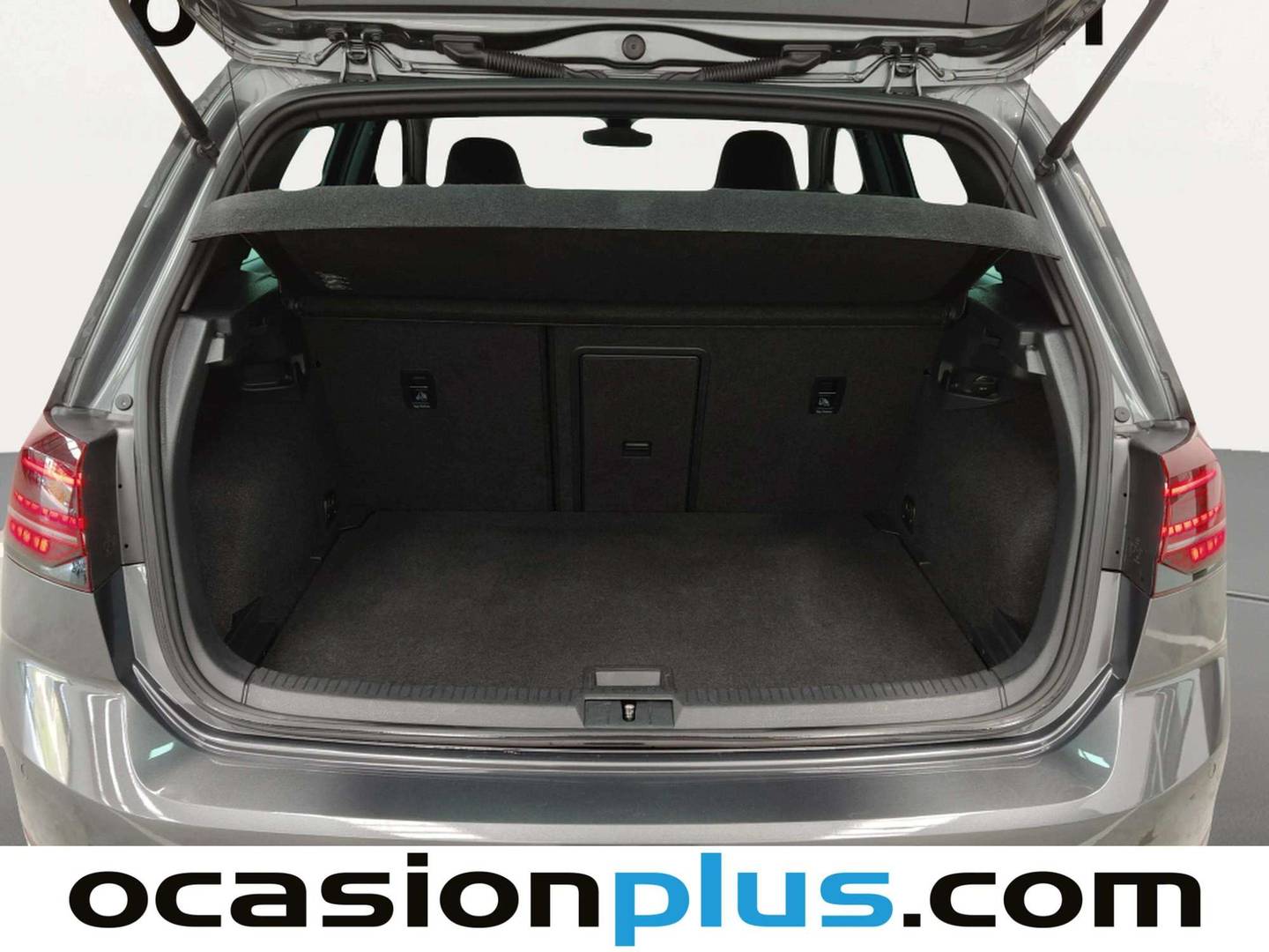 Fotos maletero Volkswagen Golf Volkswagen Golf R 2.0 TSI 4Motion (310 CV) DSG