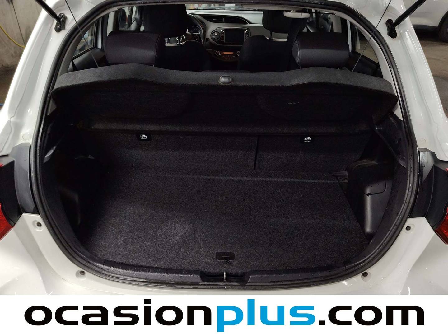 Fotos maletero Toyota Yaris Toyota Yaris 1.5 Active (111 CV)