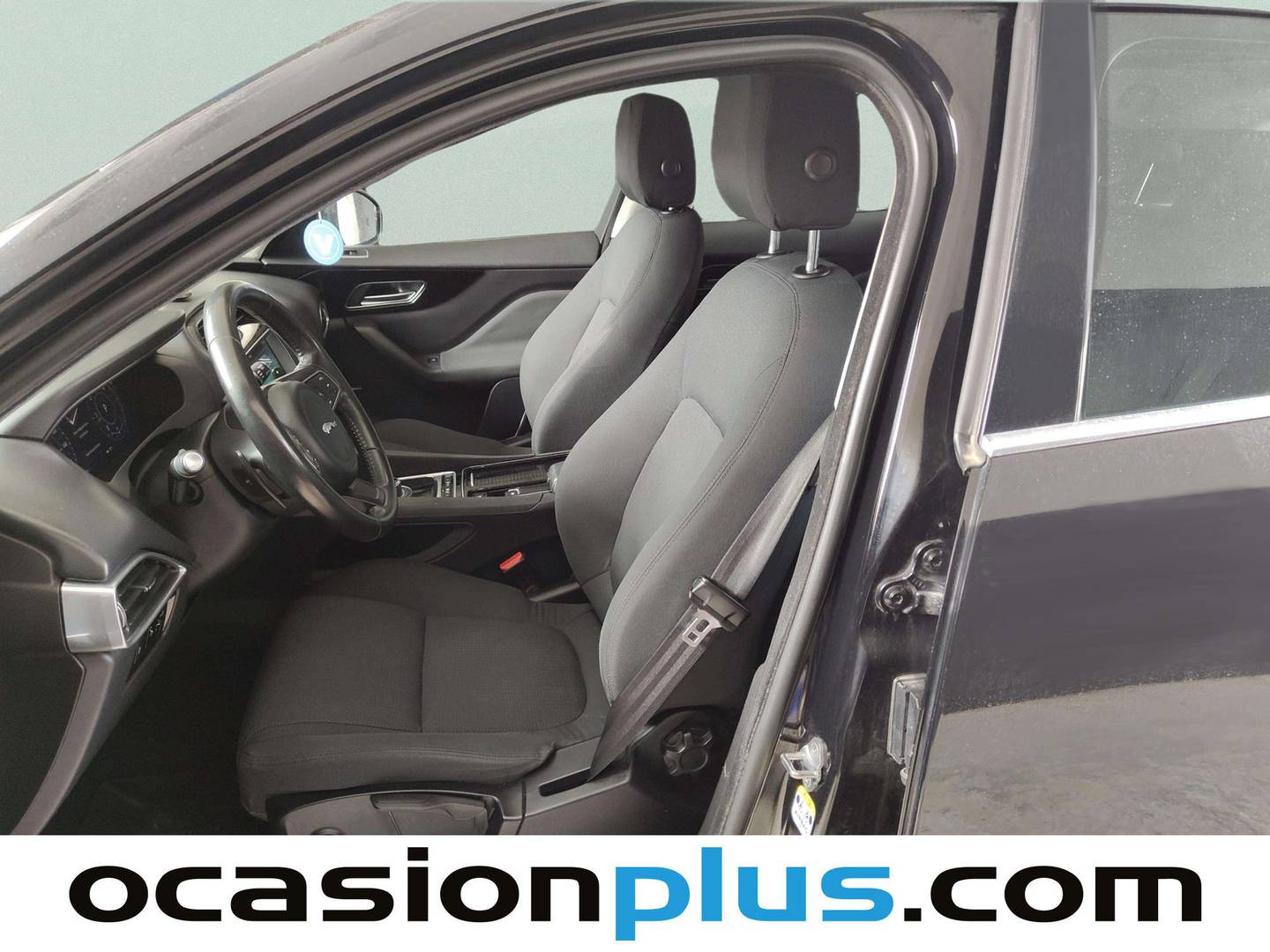 Foto asientos delanteros Jaguar F-Pace Jaguar F-PACE 2.0L i4D Pure AWD Auto (180 CV)