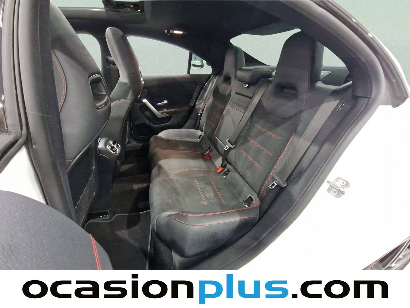 Foto asientos traseros Mercedes CLA Mercedes CLA 200 d (150 CV) Pack AMG