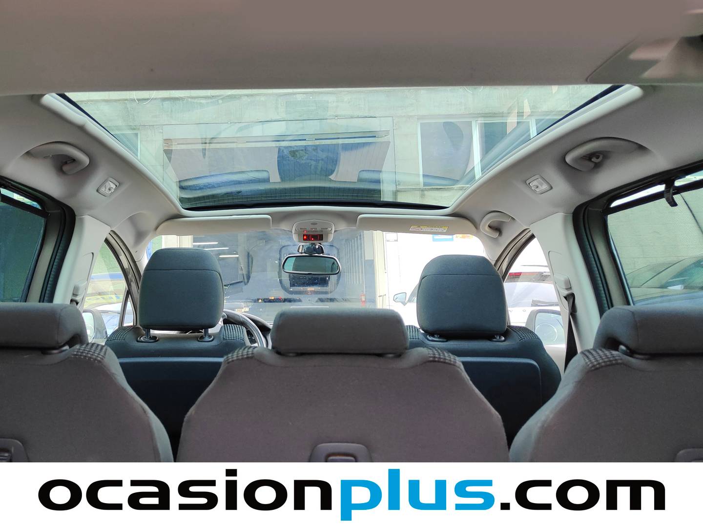 Equipamiento del Peugeot 5008 Peugeot 5008 Allure 1.2 PureTech S&S (130 CV) 7 Plazas