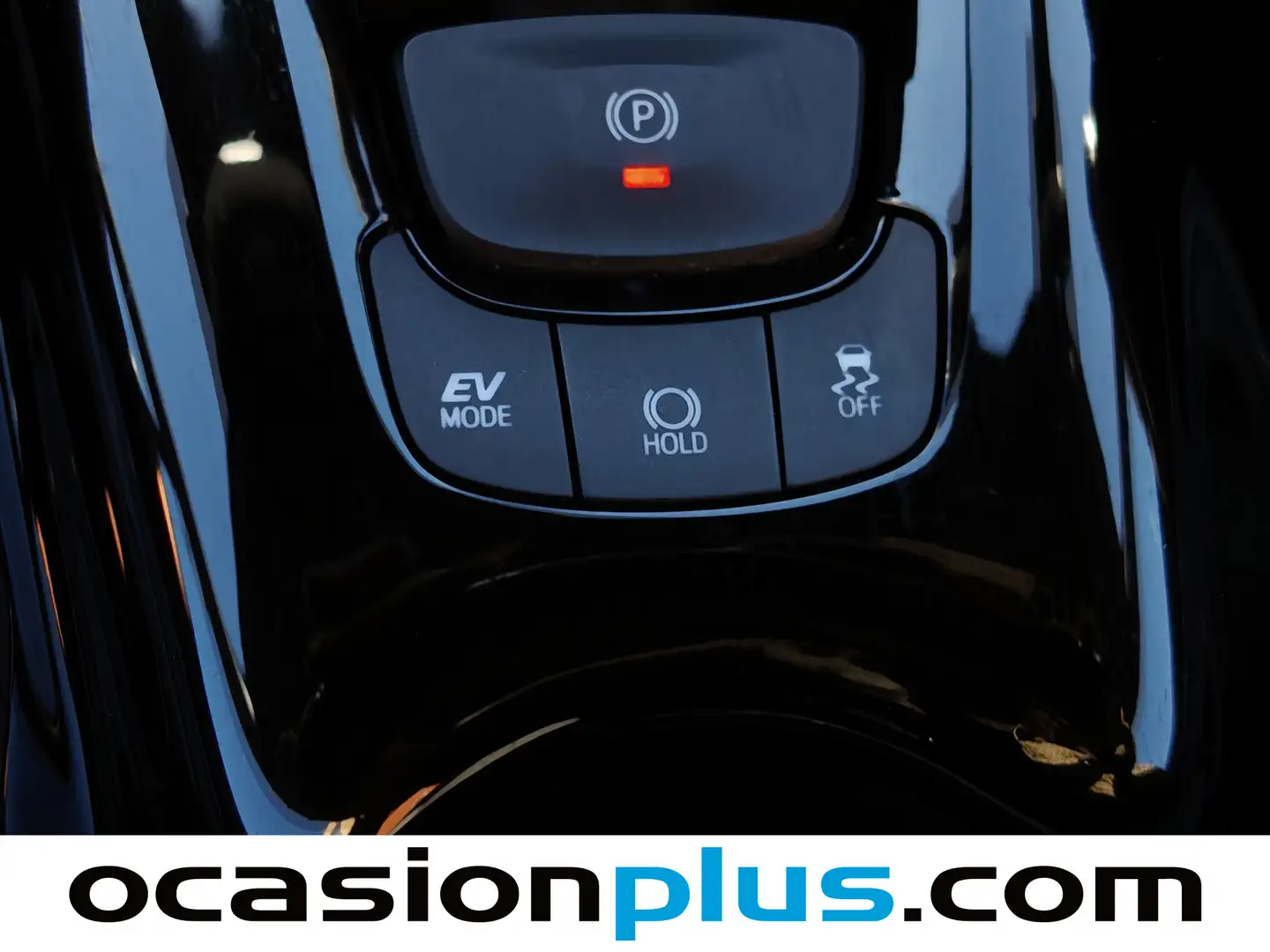 Foto Toyota C-HR Toyota C-HR 1.8 125H Advance (122 CV)