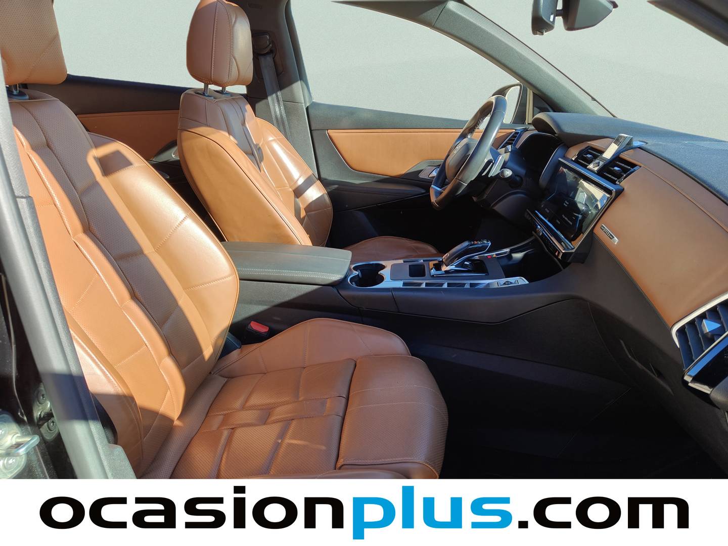 Foto DS DS 7 Crossback E-Tense DS DS7 Crossback E-Tense 300 Grand Chic 4WD Auto (300 CV)