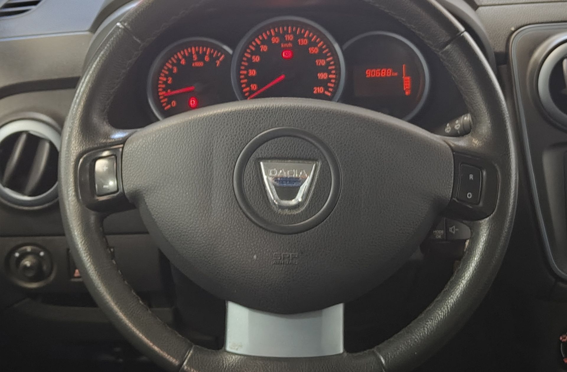 Dacia Lodgy Stepway dCi 7 plazas - foto 23