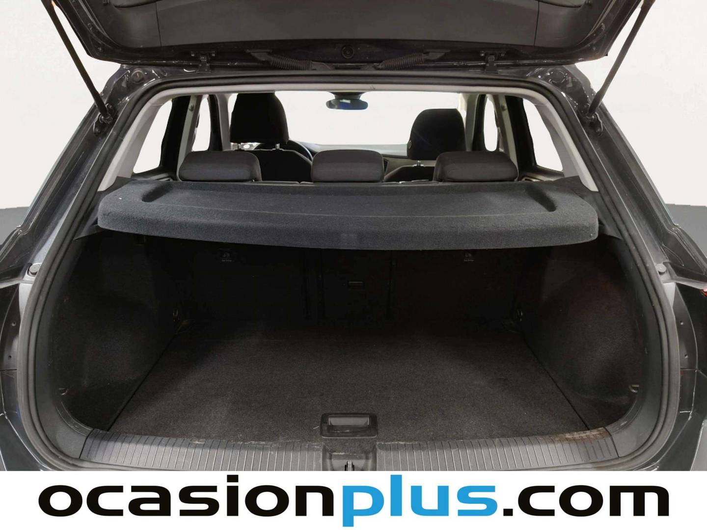 Fotos maletero Volkswagen T-Roc Volkswagen T-Roc Advance 1.0 TSI (110 CV)