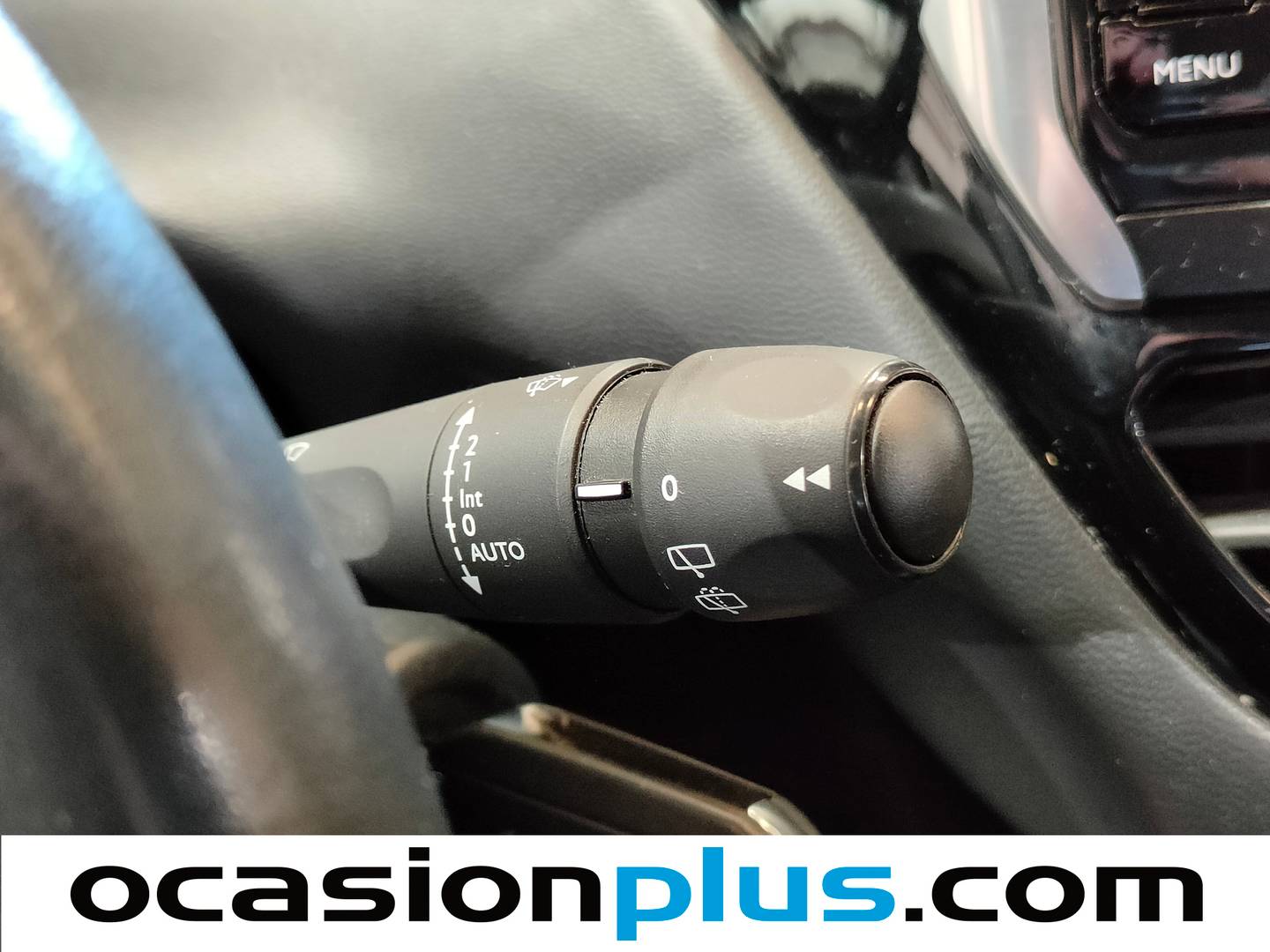 Acabados Peugeot 208 Peugeot 208 5P Signature 1.2L PureTech (82CV)