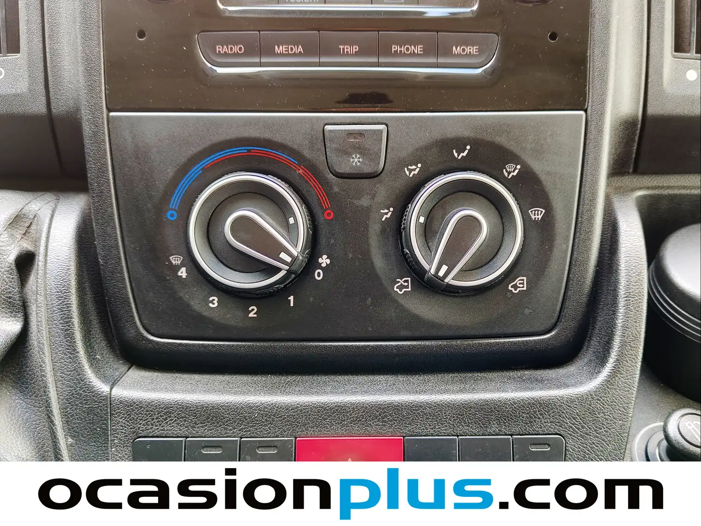 Foto Peugeot Boxer Peugeot Boxer Furgon BlueHDi 130 Pack 335 L2H2 (130 CV)