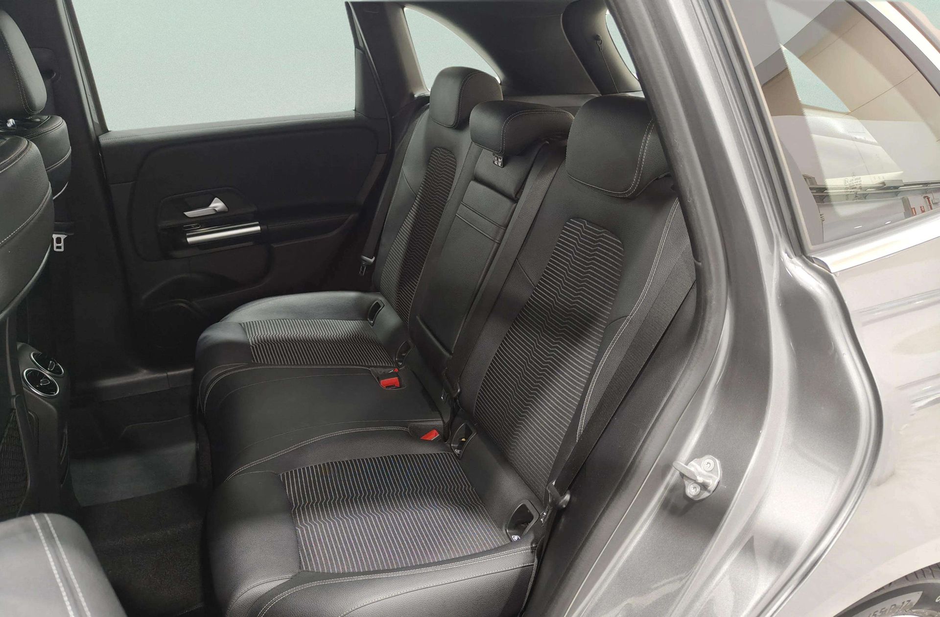 Mercedes-Benz Clase B B 180 d - foto 12