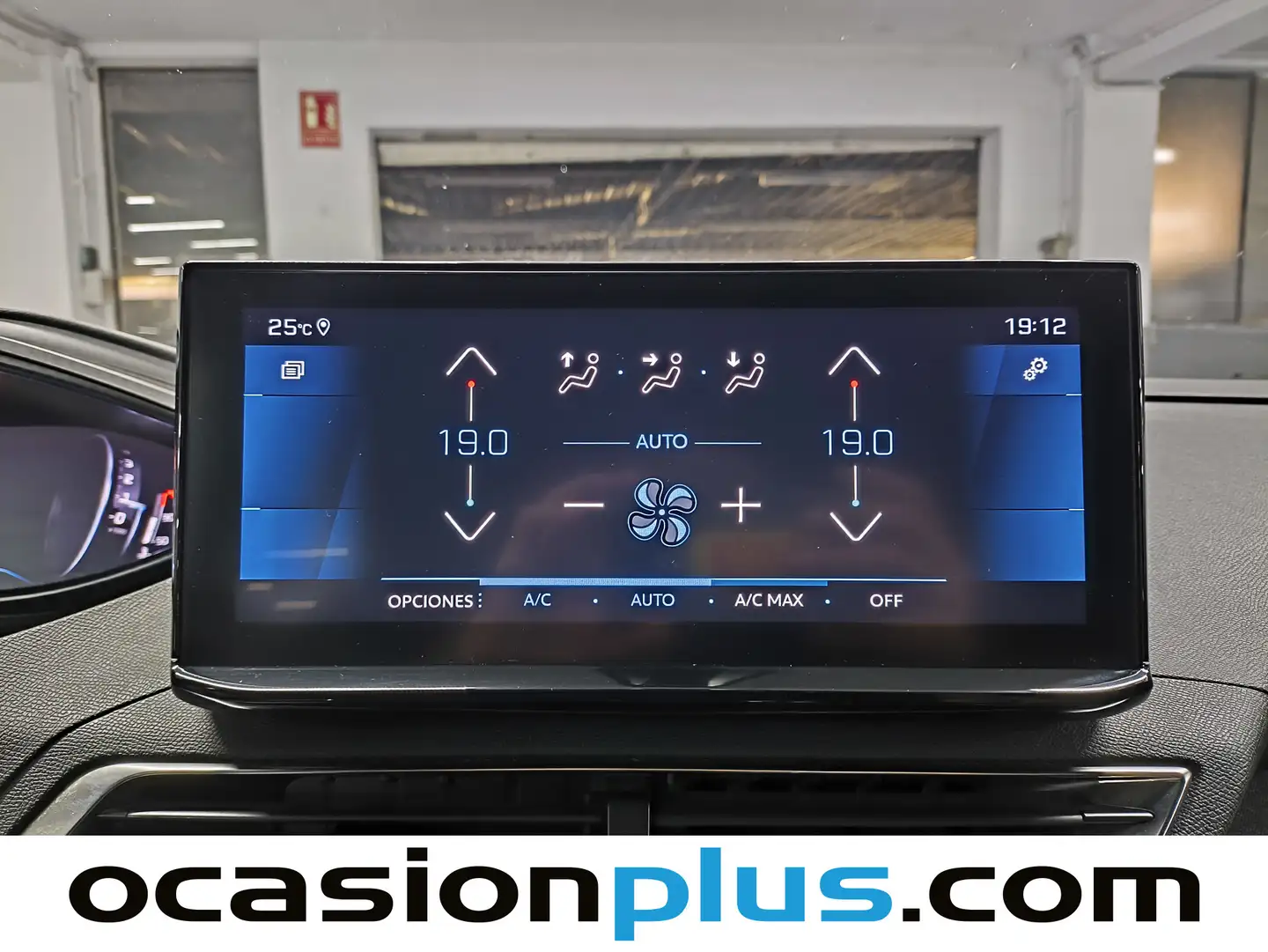 Foto Peugeot 3008 Peugeot 3008 PureTech 130 S&S Allure Pack (130 CV)