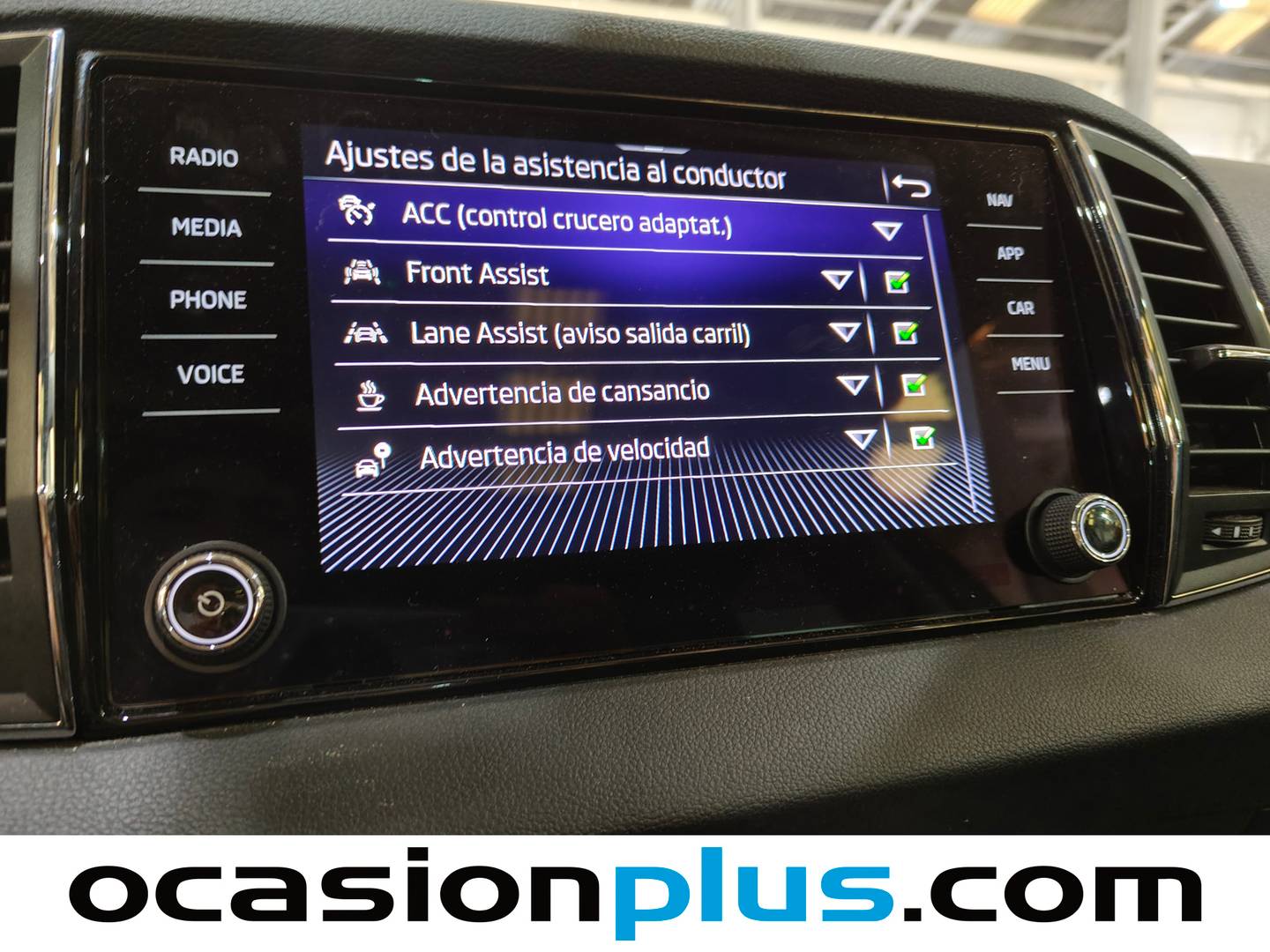 Paquetes del Skoda Karoq Skoda Karoq 1.5 TSI ACT Design DSG (150 CV)