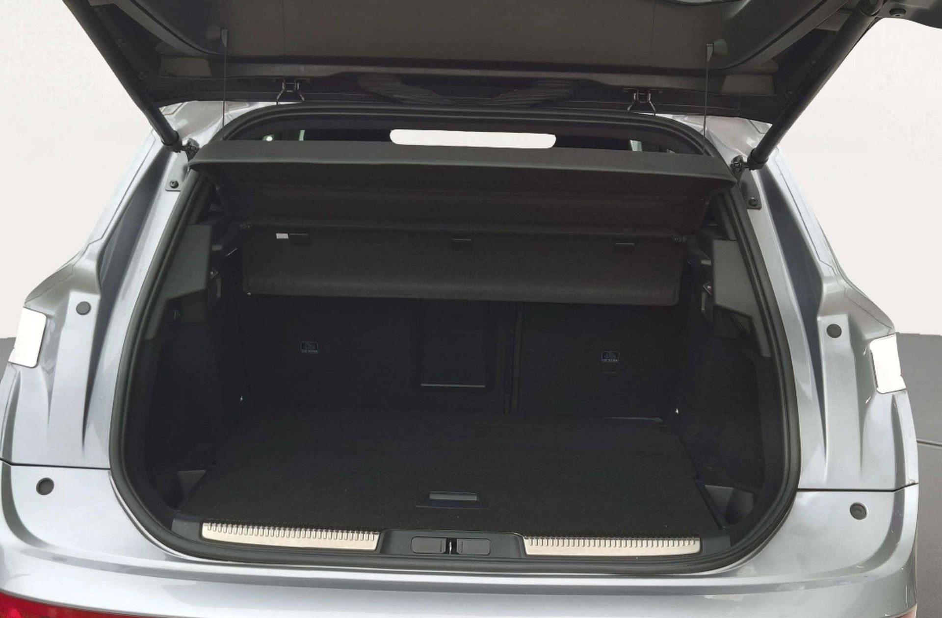 DS 7 Crossback BlueHDi 180 So Chic - foto 17