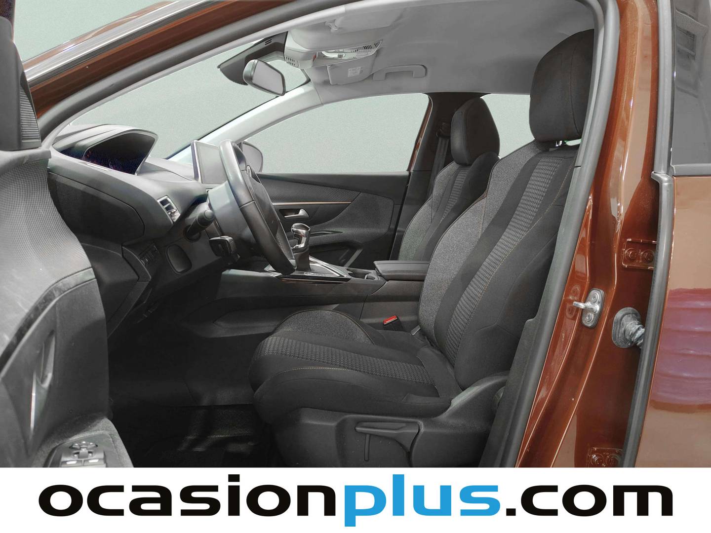 Foto asientos delanteros Peugeot 5008 Peugeot 5008 BlueHDI 130 S&S Active Pack (130 CV) 7 Plazas