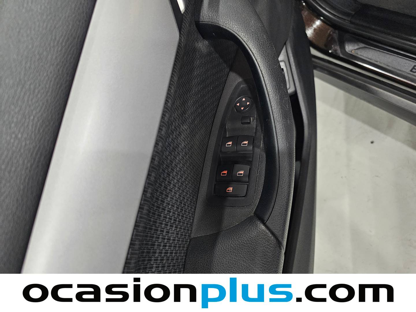 Foto BMW X1 BMW X1 sDrive16d Business (116 CV)