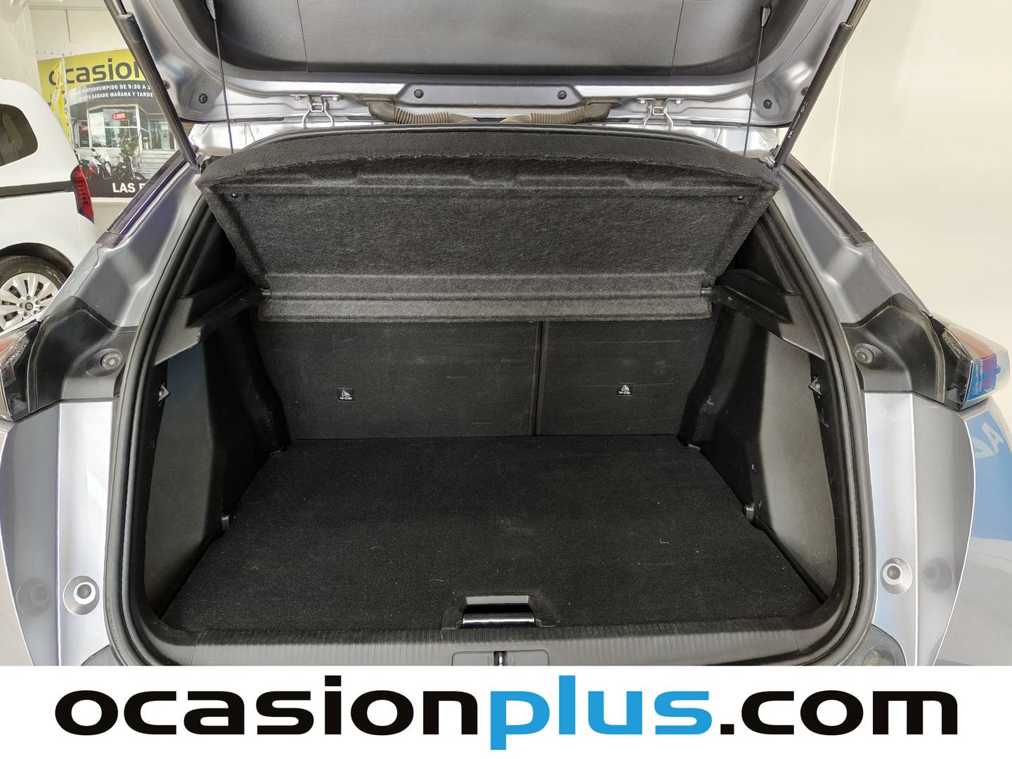 Fotos maletero Peugeot 2008 Peugeot 2008 BlueHDi 130 S&S Allure EAT8 (130 CV)