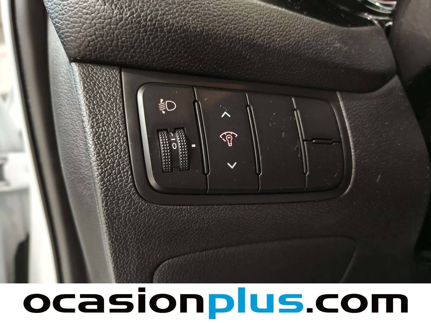 Foto KIA Ceed Kia Ceed 1.4 CRDi WGT x-Tech16  (90 CV)