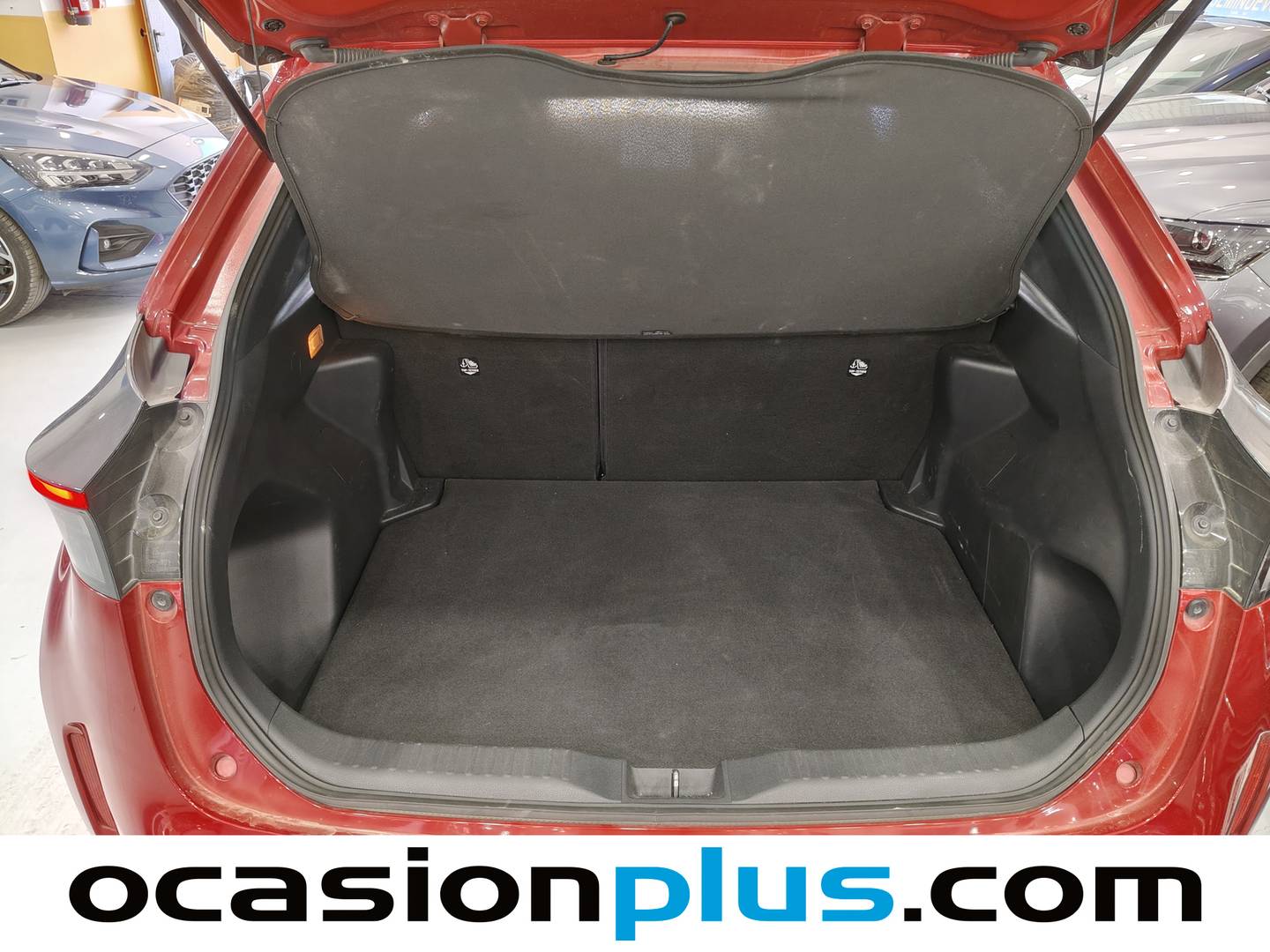 Foto asientos delanteros Toyota Yaris Cross Toyota Yaris Cross 120H Active Plus (116 CV)