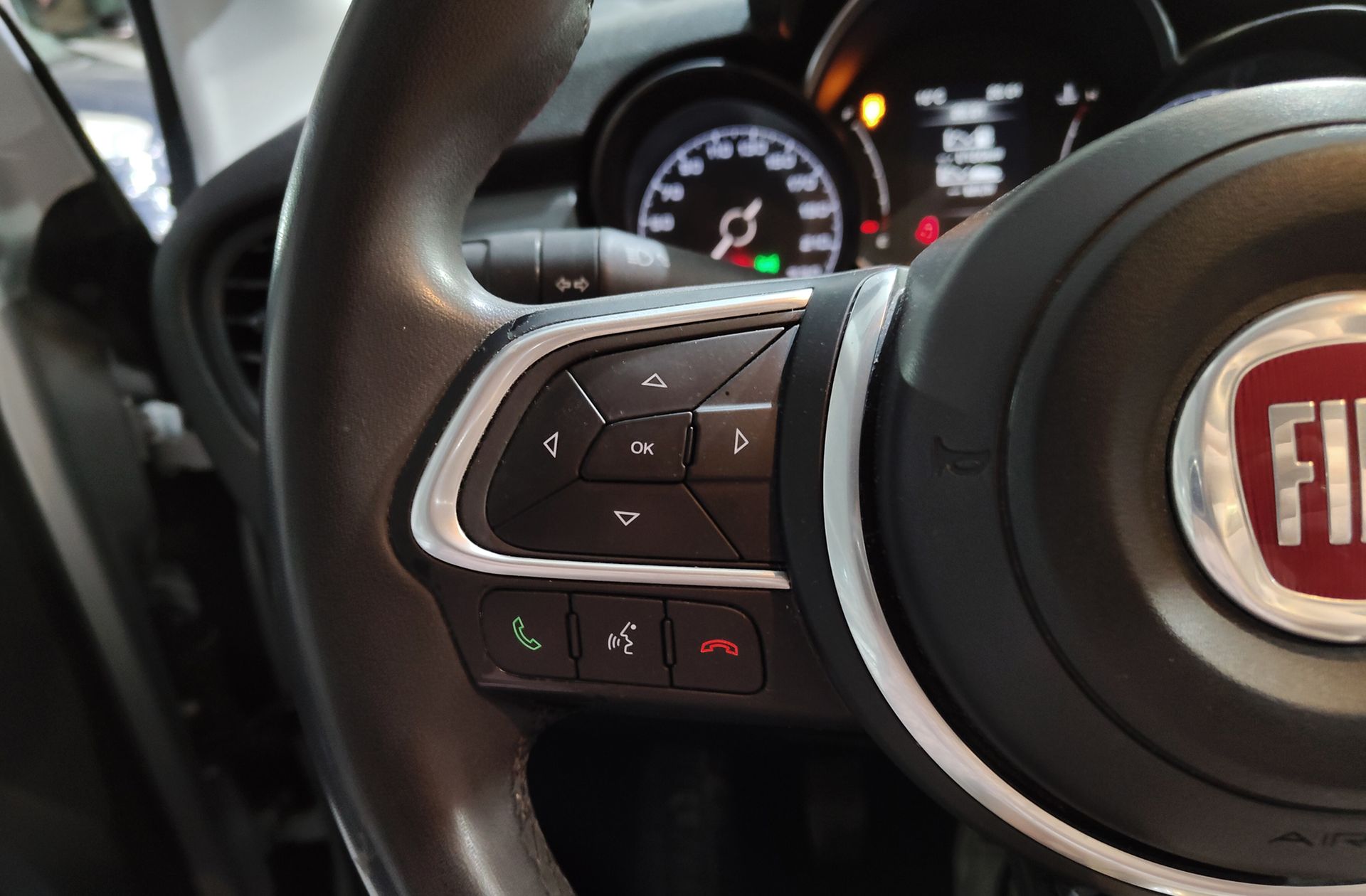 Fiat 500X 1.6 MultiJet Cross 4x2 - foto 24