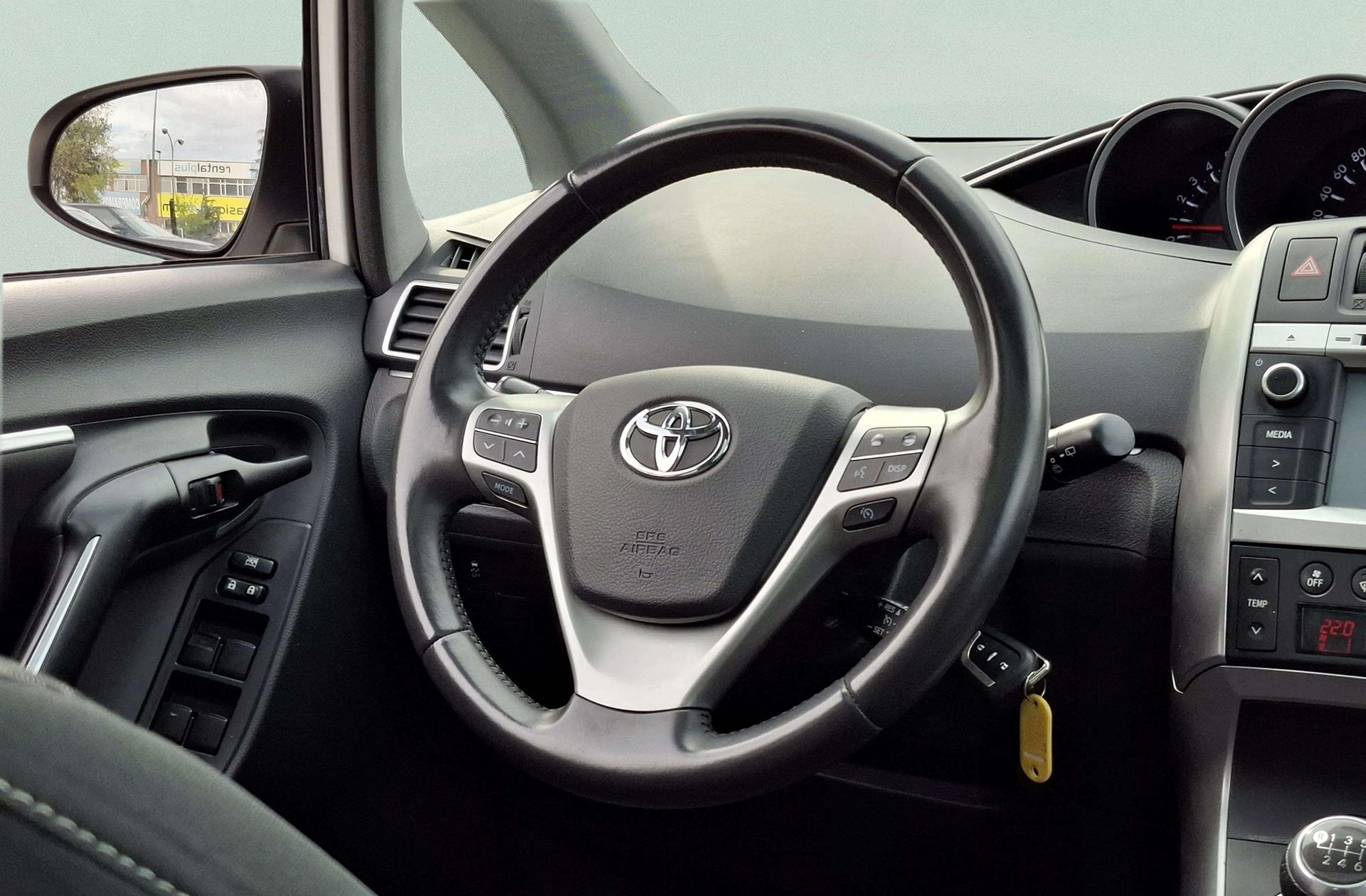 Toyota Verso 130 Advance - foto 19