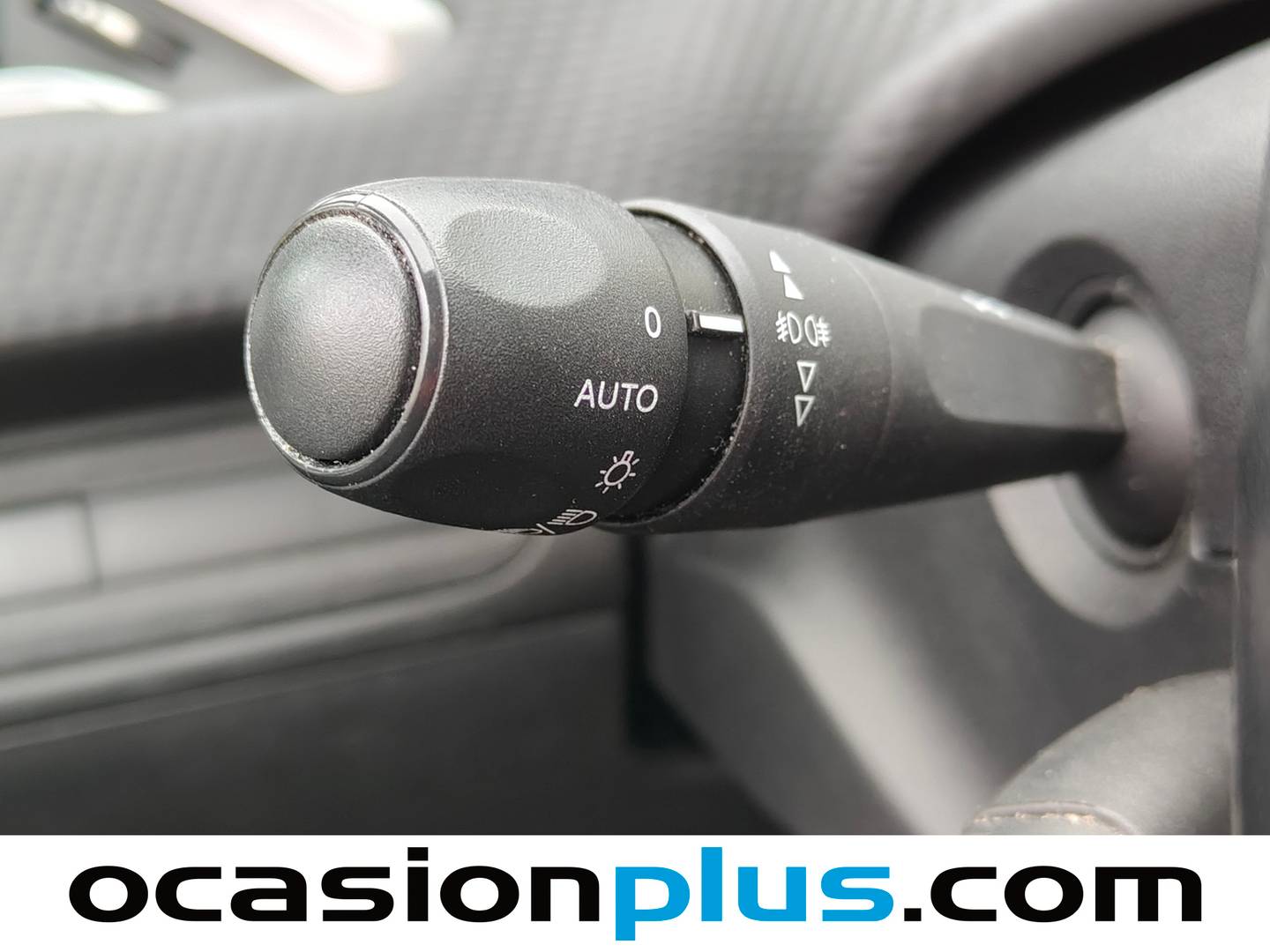 Peugeot 2008 Peugeot 2008 BlueHDi 100 Allure (100 CV) de segunda mano