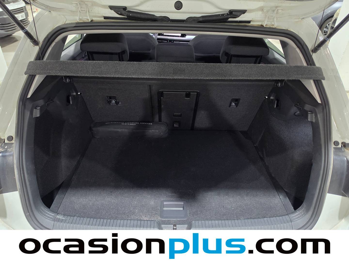 Fotos maletero Volkswagen Golf Volkswagen Golf Life 2.0 TDI (115 CV)