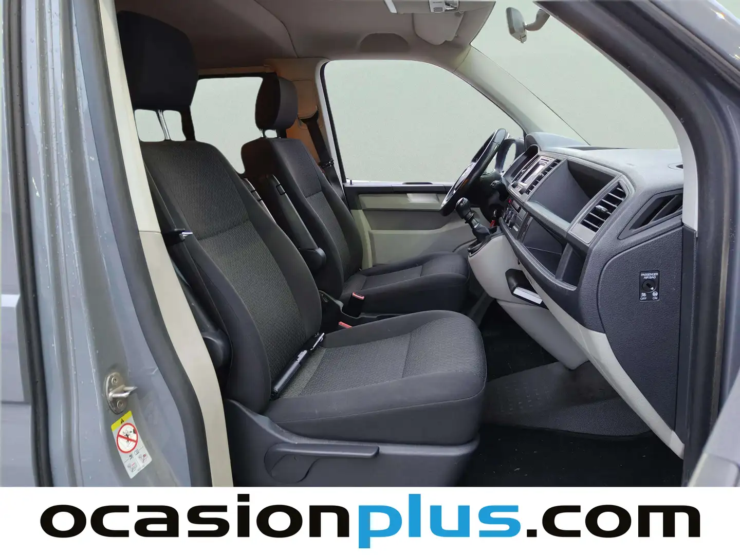 Foto Volkswagen Caravelle Volkswagen Caravelle Trendline Batalla Corta 2.0 TDI BMT (150 CV) 8 Plazas