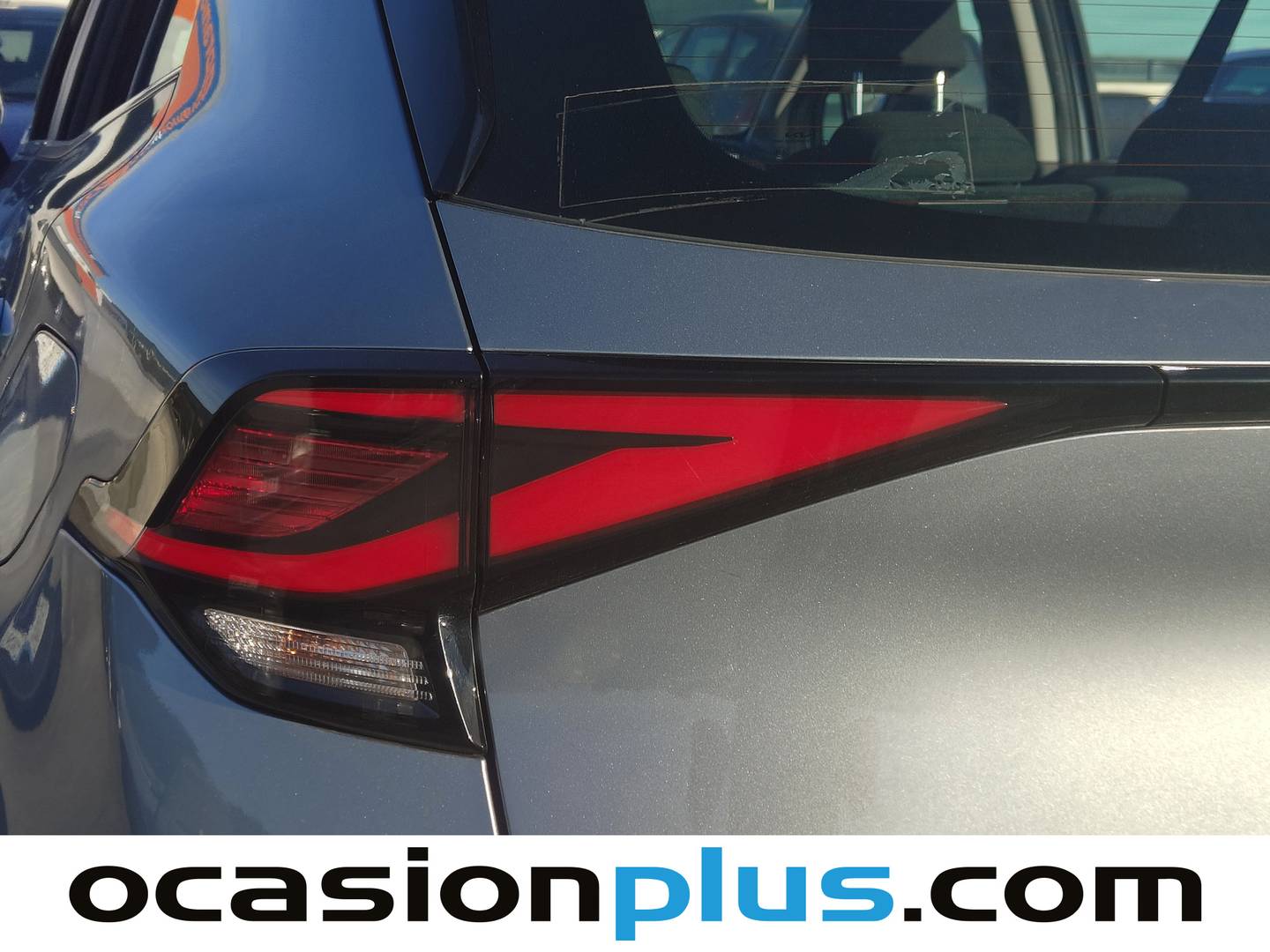 Foto KIA Sportage Kia Sportage 1.6 CRDi MHEV Business 4x2 (136 CV)