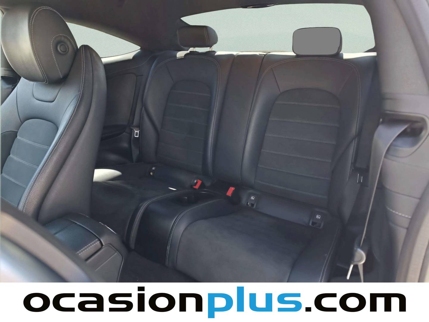 Foto asientos traseros Mercedes Clase C Mercedes Clase C Coupe 220 d (170 CV) Pack AMG