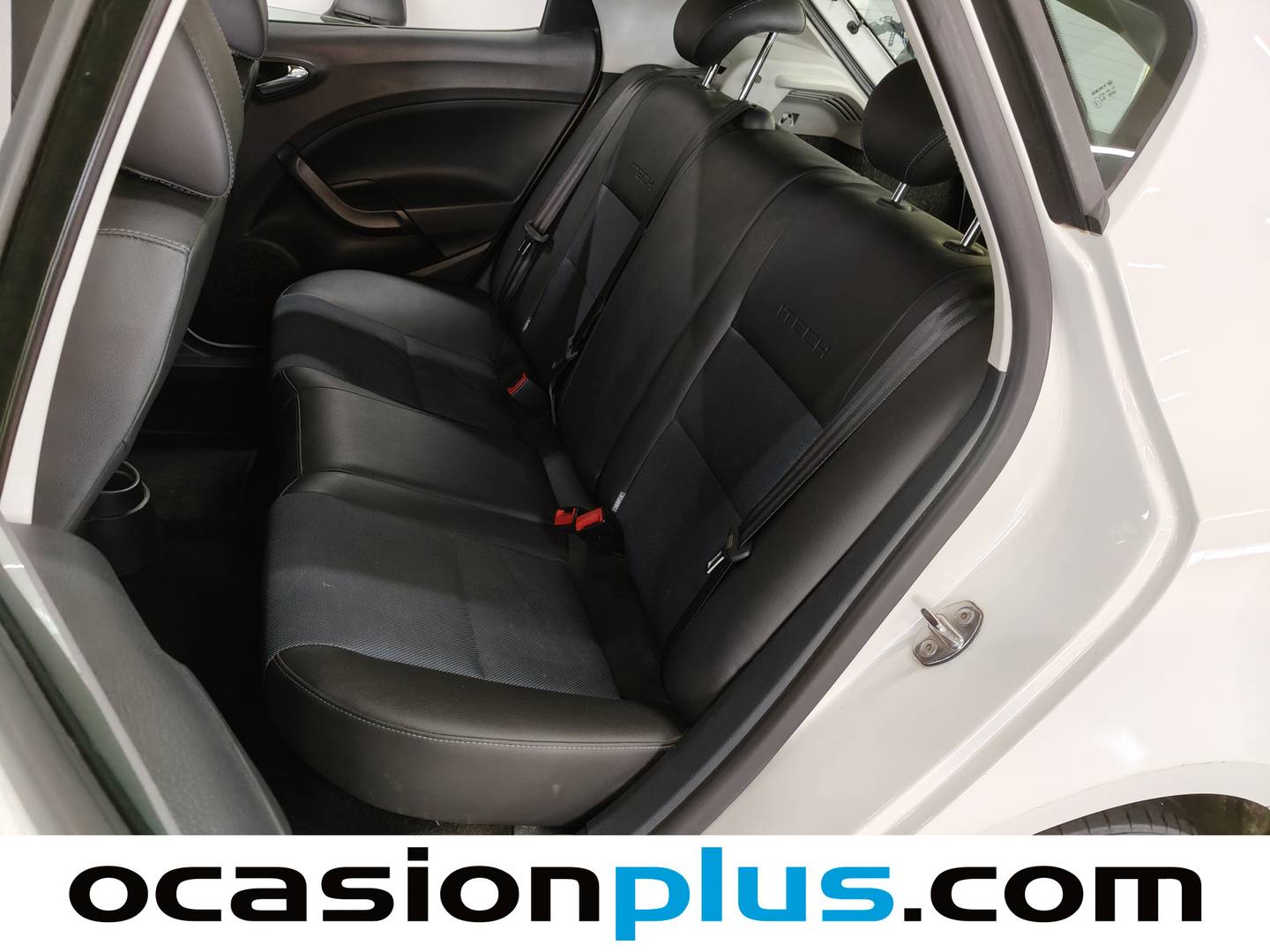 Foto asientos traseros Seat Ibiza Seat Ibiza 1.6 TDI Style ITech 30 Aniversario (90 CV)