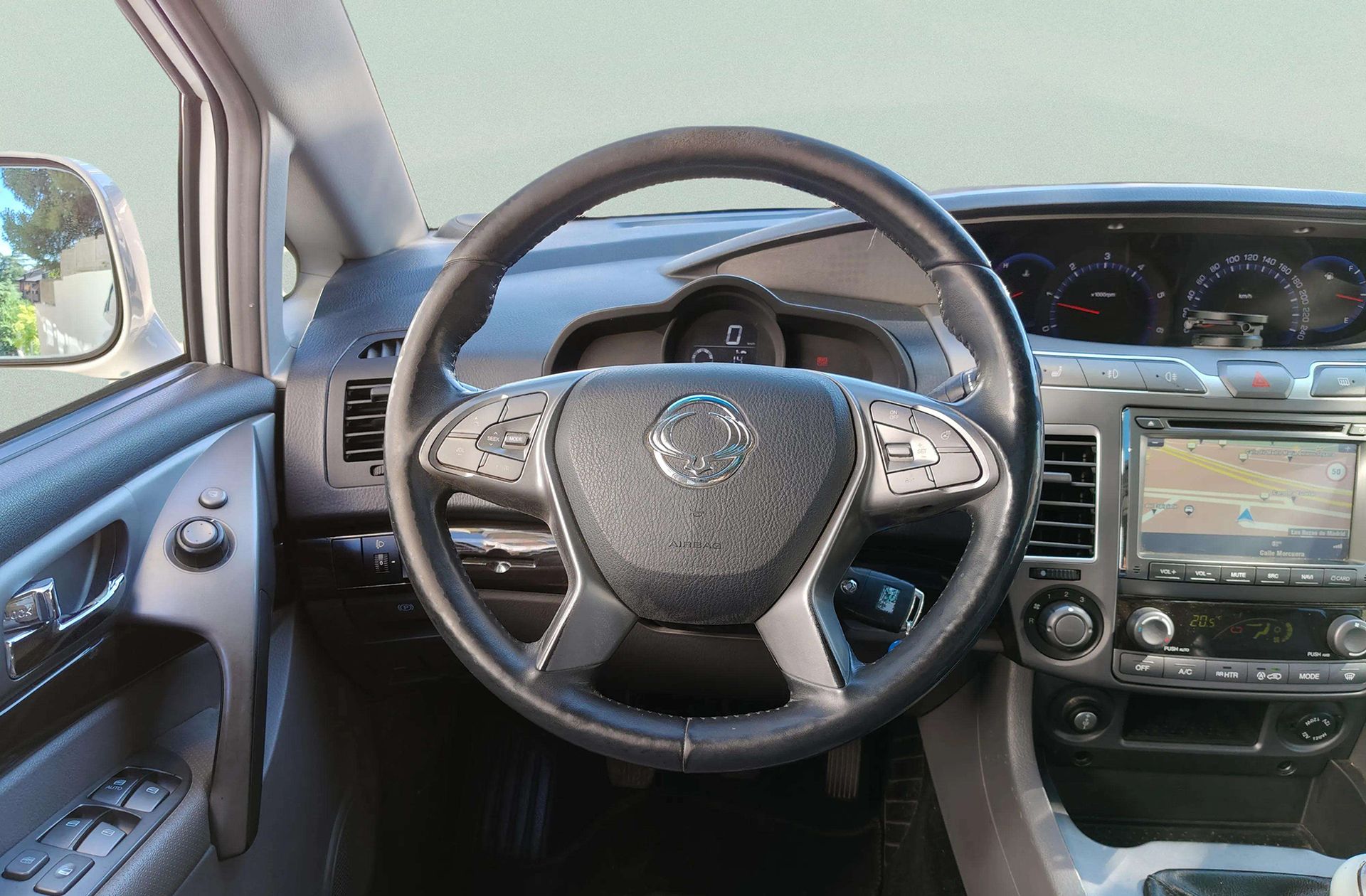 SsangYong Rodius D22T Limited 7 plazas - foto 24