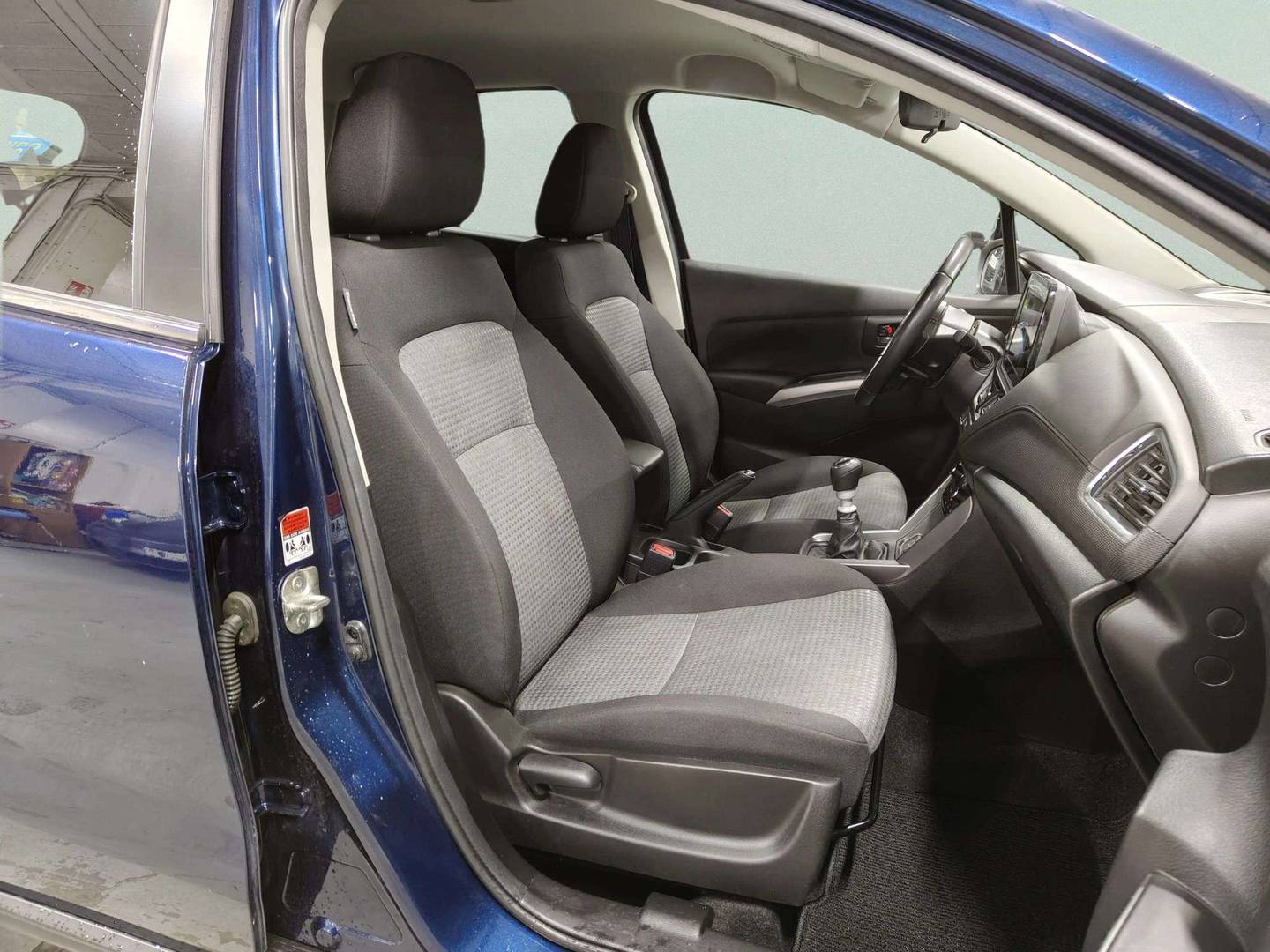 Foto Suzuki S-Cross Suzuki S-Cross 1.4T Mild Hybrid S2 4WD (129 CV)