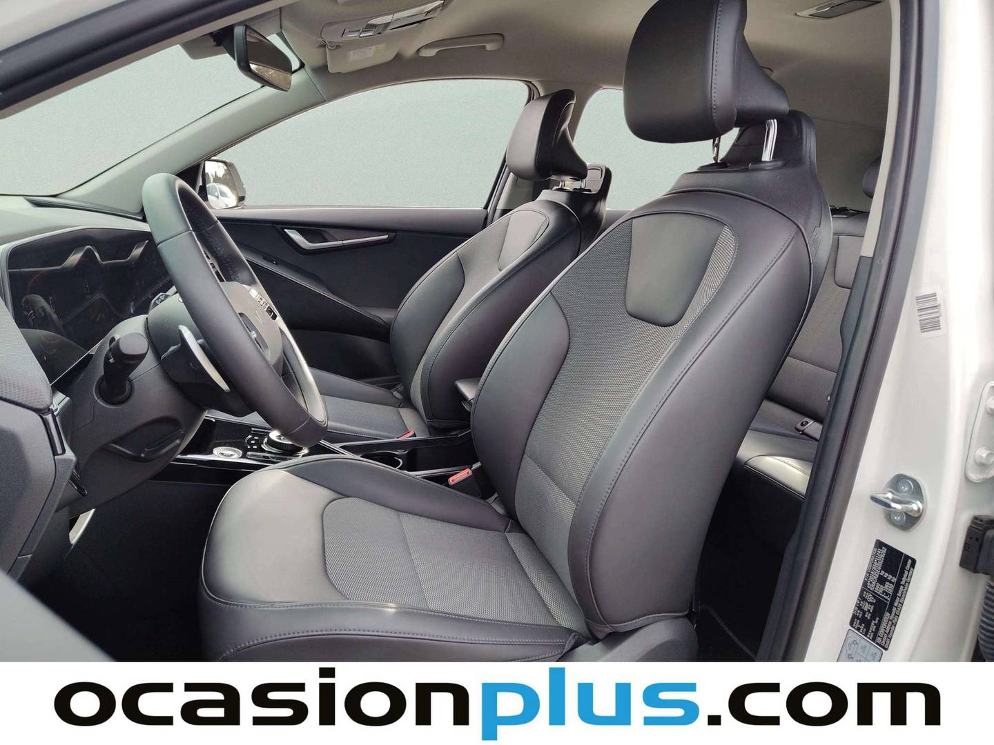 Foto KIA Niro Kia Niro 1.6 GDi HEV Drive (129 CV)