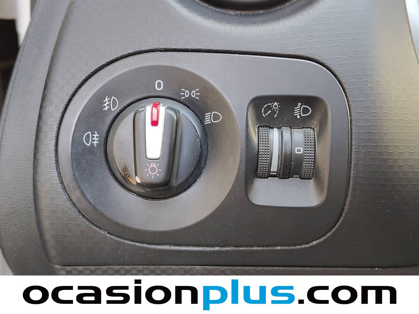 Extras y acabados del Seat Altea Seat Altea 1.6 TDI S&S E-Ecomotive I-Tech (105 CV)