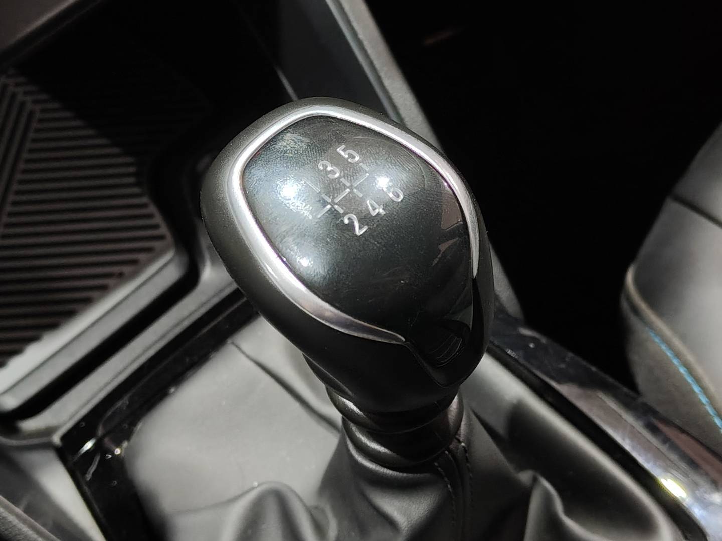 Foto Citroën C4 Citroen C4 PureTech 130 S&S 6v Feel Pack (130 CV)