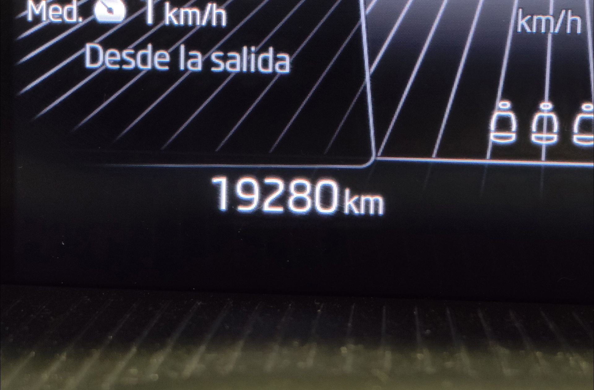 Škoda Karoq 2.0 TDI Selection - foto 9