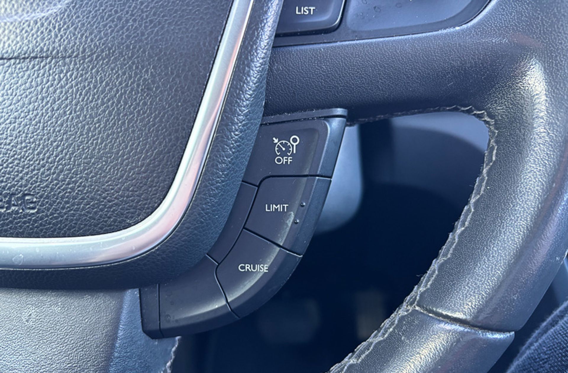 Peugeot 508 1.6 THP Allure EAT6 - foto 26