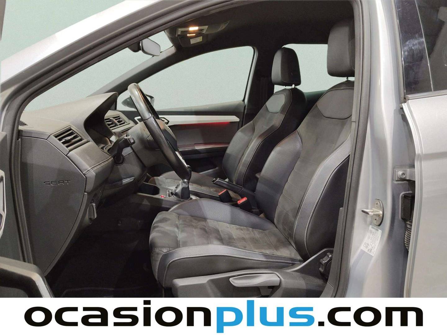 Foto asientos delanteros Seat Ibiza Seat Ibiza 1.0 TSI Xcellence (110 CV)