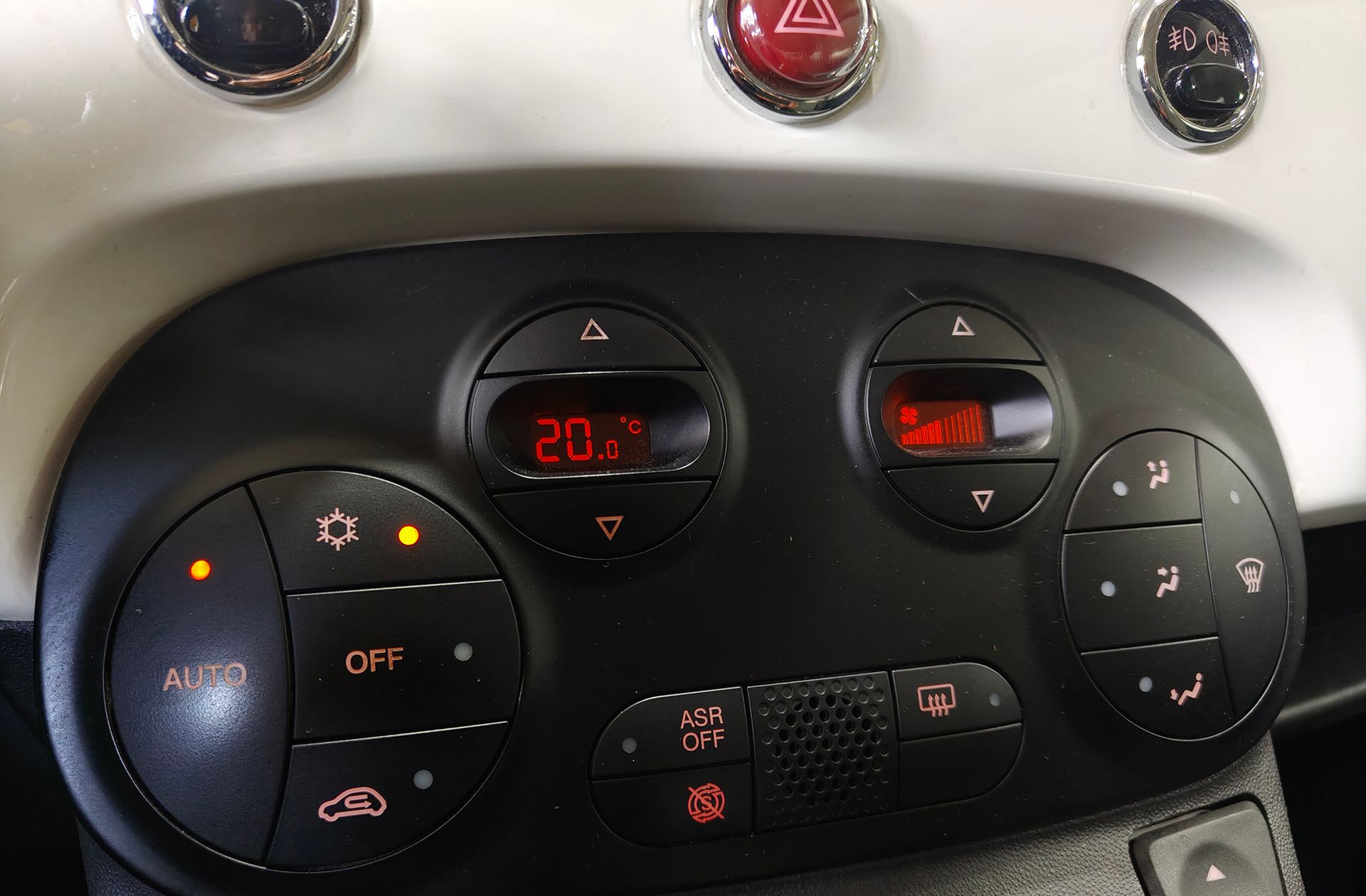 Fiat 500C 1.3 16v MultiJet Lounge - foto 27