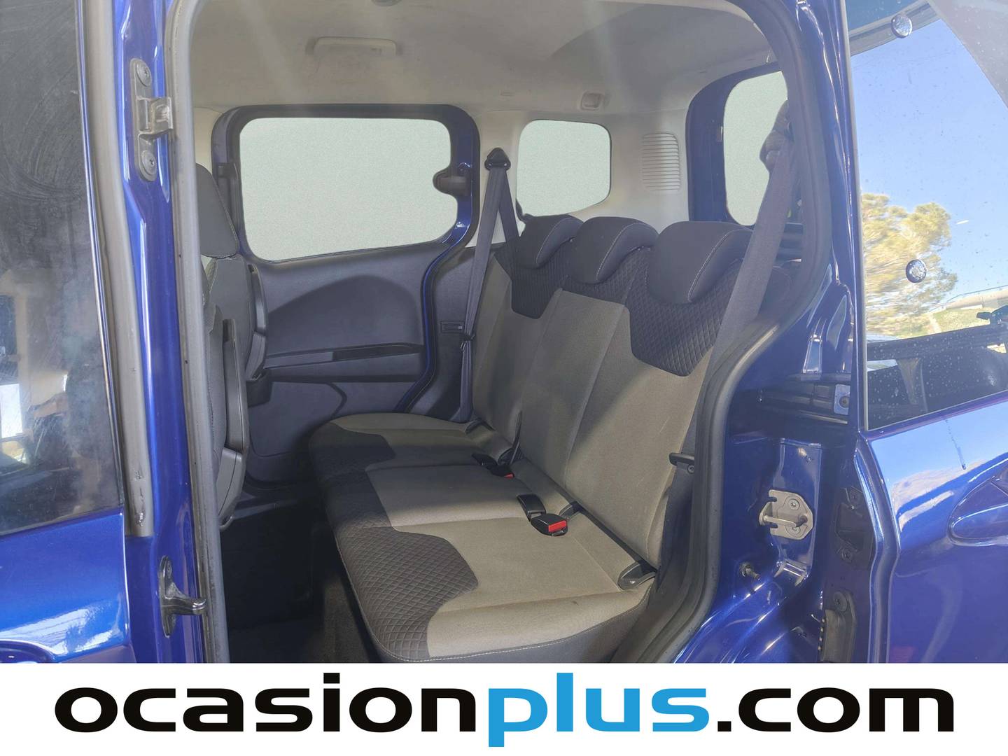 Foto asientos traseros Ford Tourneo Courier Ford Tourneo Courier 1.0 EcoBoost Titanium (100 CV)
