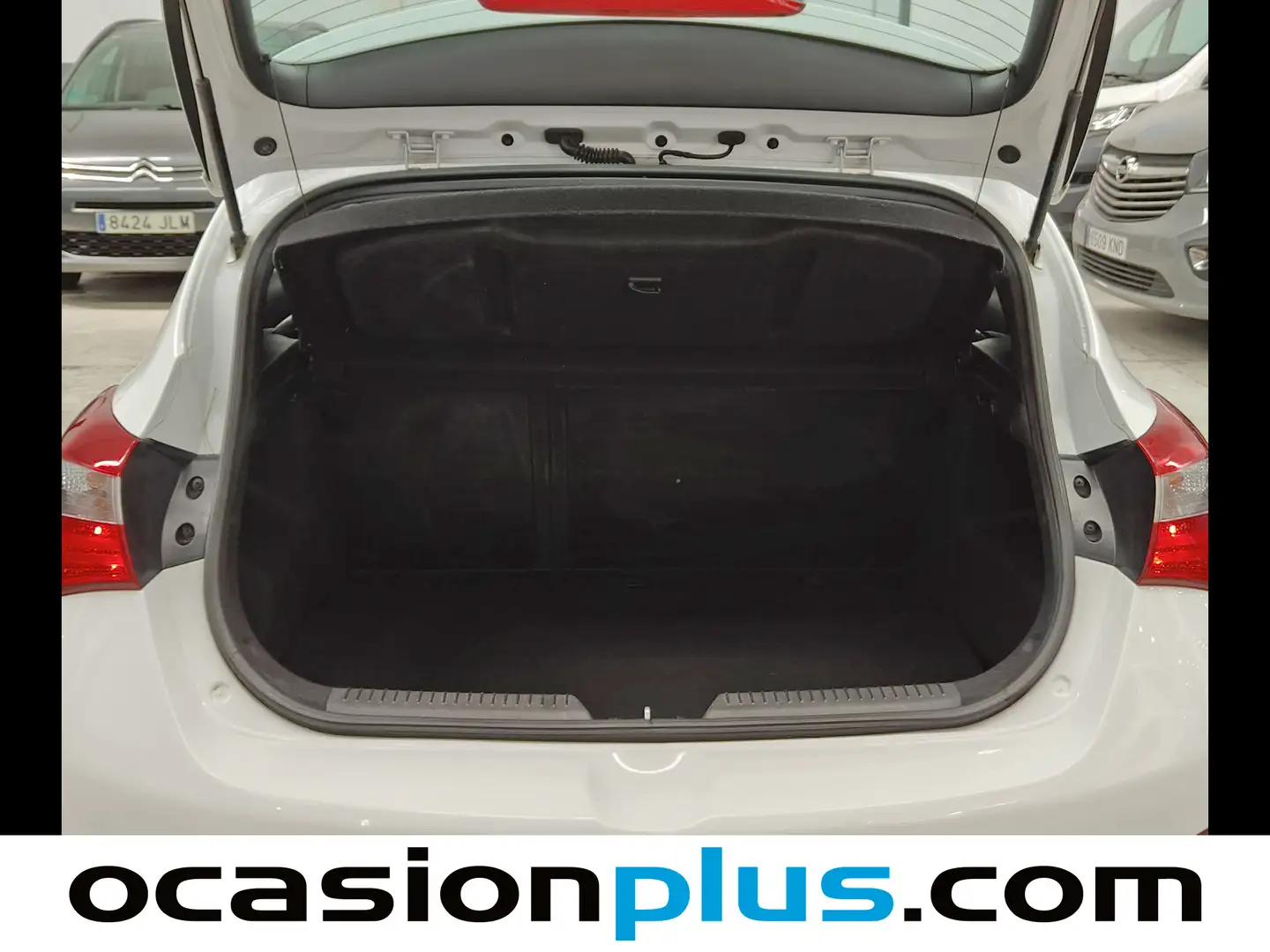 Foto Hyundai i30 Hyundai i30 1.4 MPI BlueDrive 25 Aniversario (100 CV)