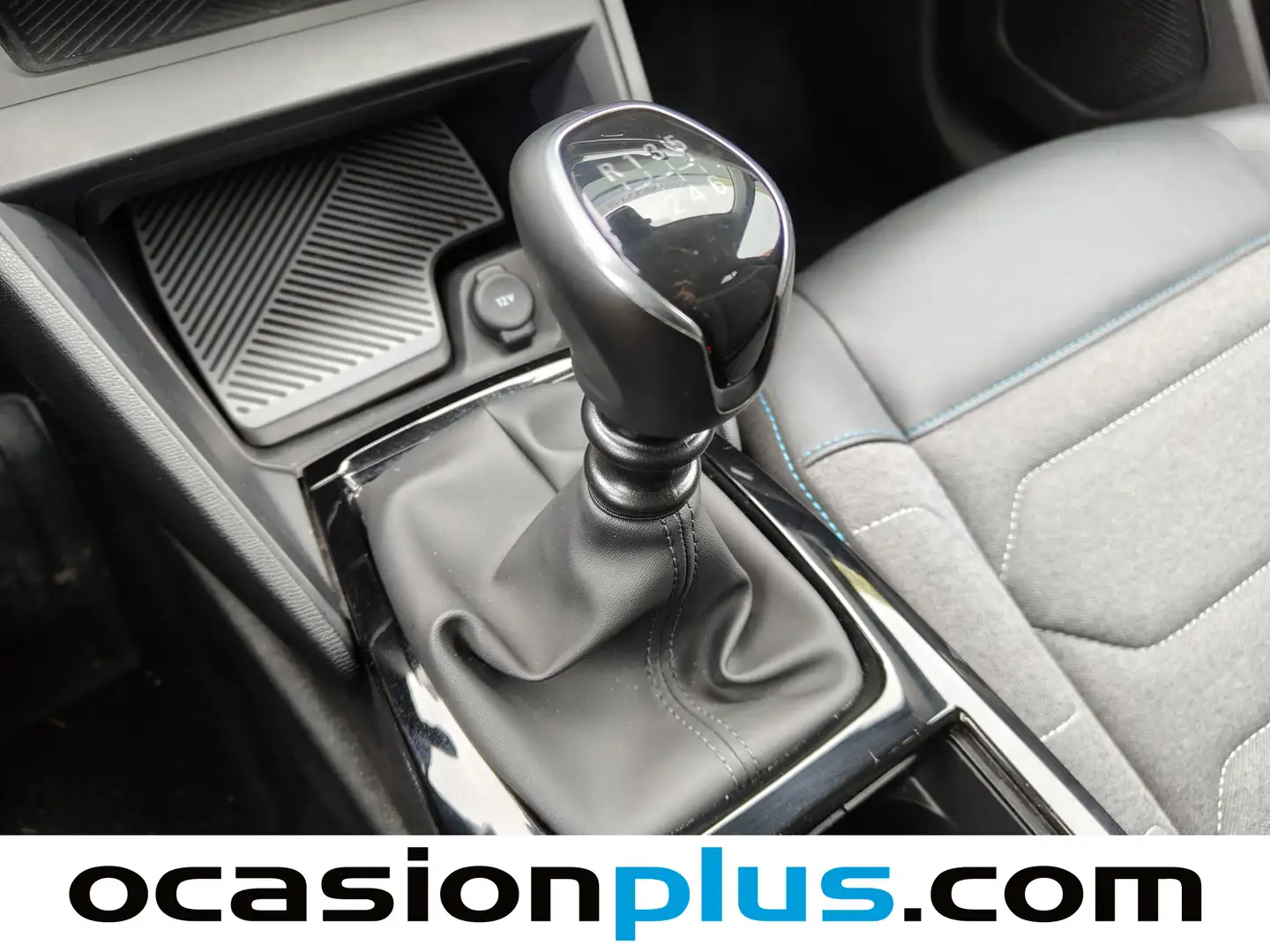 Foto Citroën C4 Citroen C4 PureTech 130 S&S Plus (131 CV)