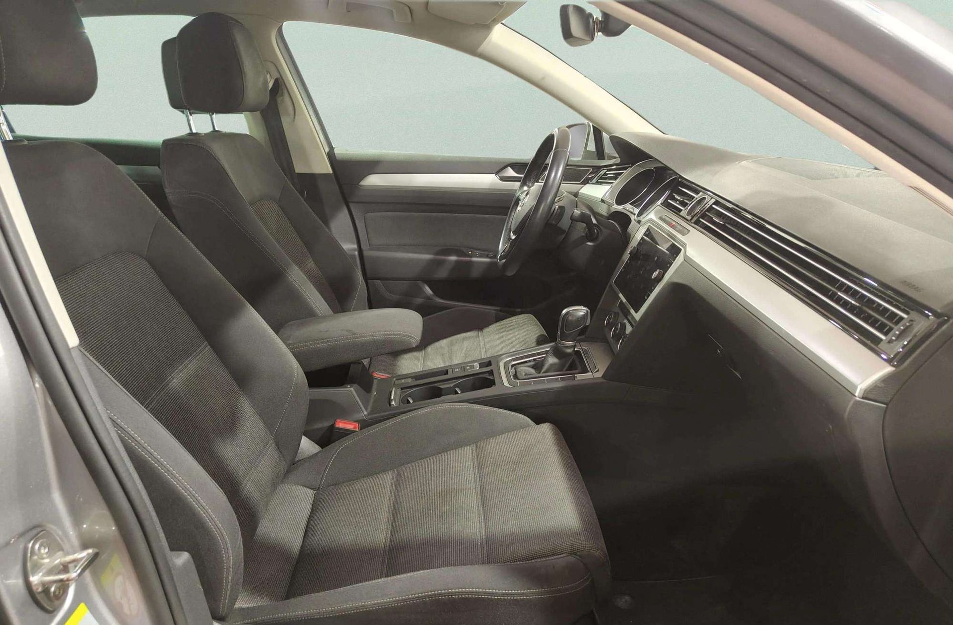 Volkswagen Passat Advance 1.6 TDI DSG - foto 20